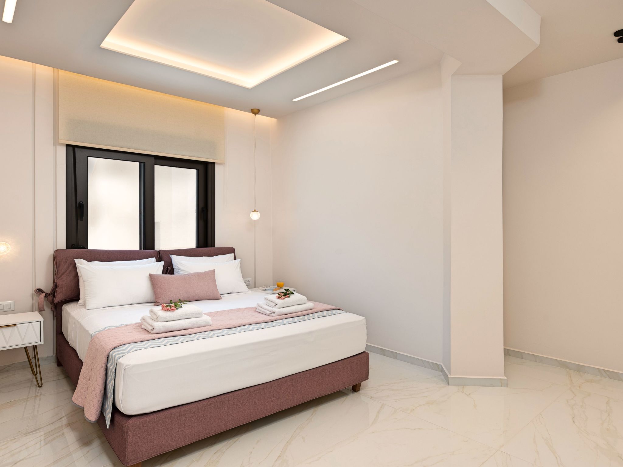 Celestial Villa Privater Pool und Jacuzzi-Drinnen