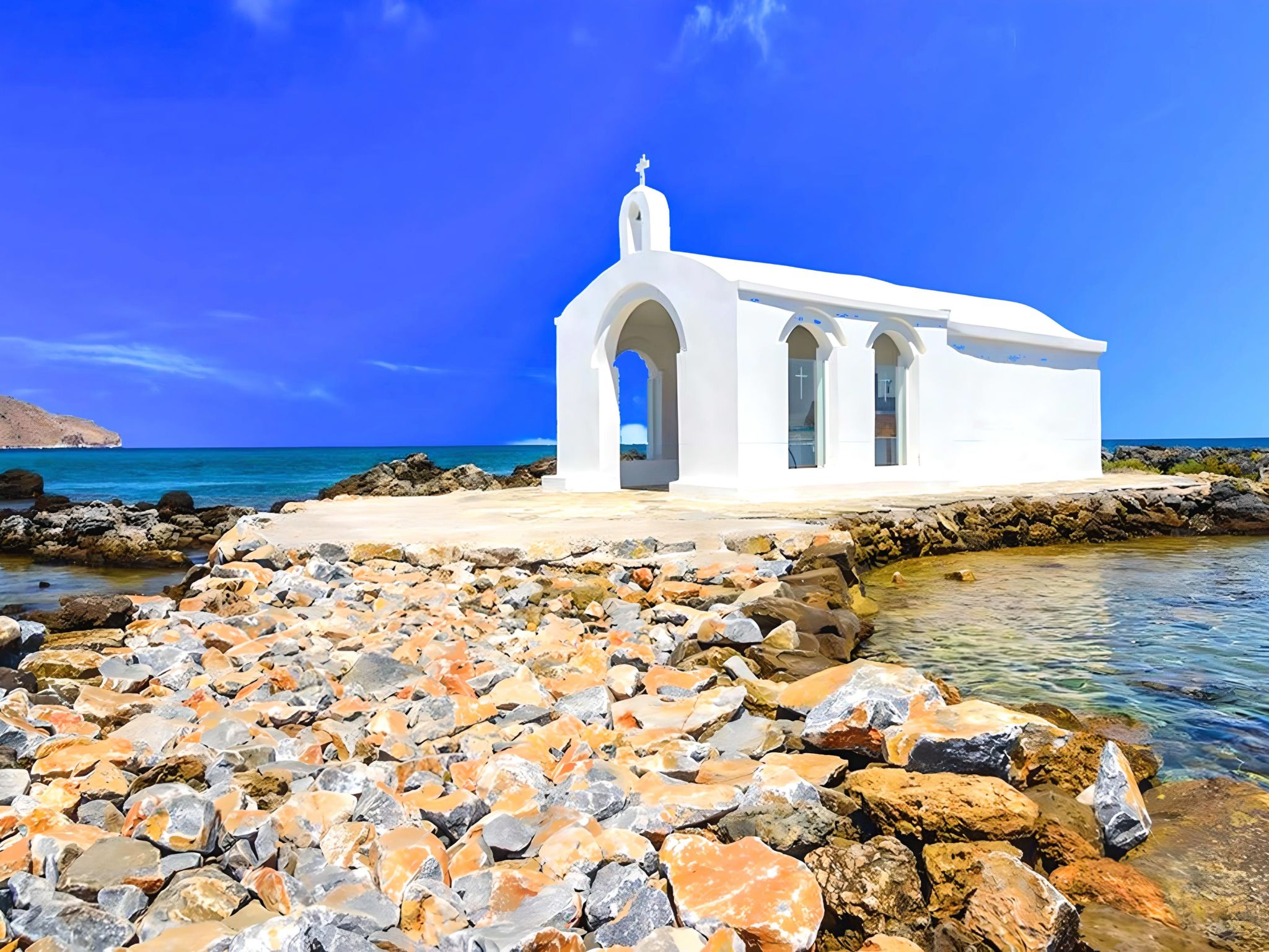 Pnoe Beachside Studio-Binnen