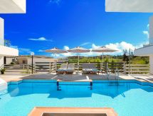 Pnoe Beachside Studio