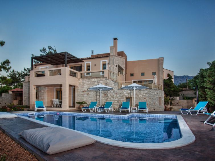 Search and Stay Destinations. Holidays Rentals in Roussospiti, Roussospiti - Greece