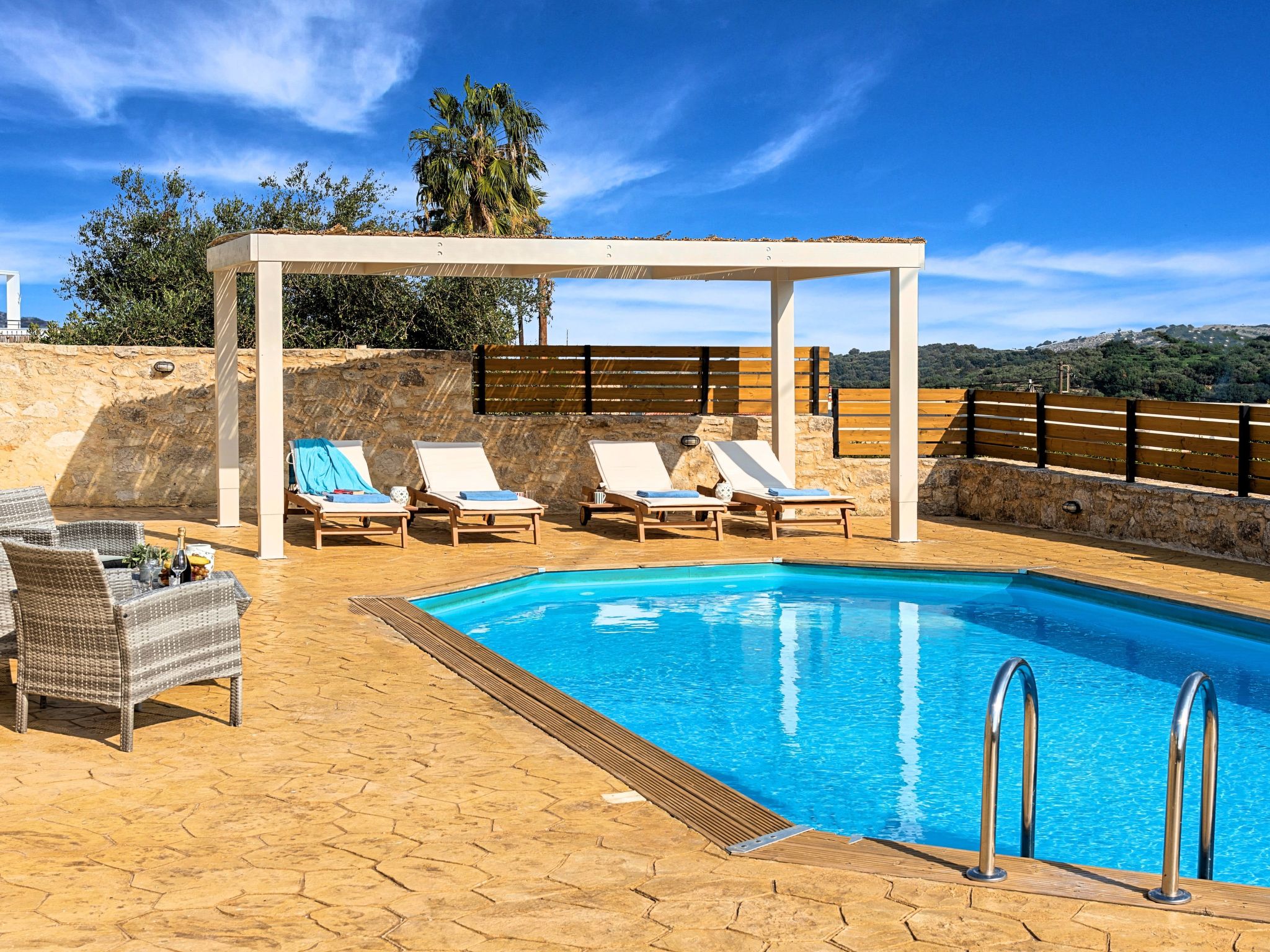 Für 16 Personen in Episkopi, Kreta (West-Kreta)