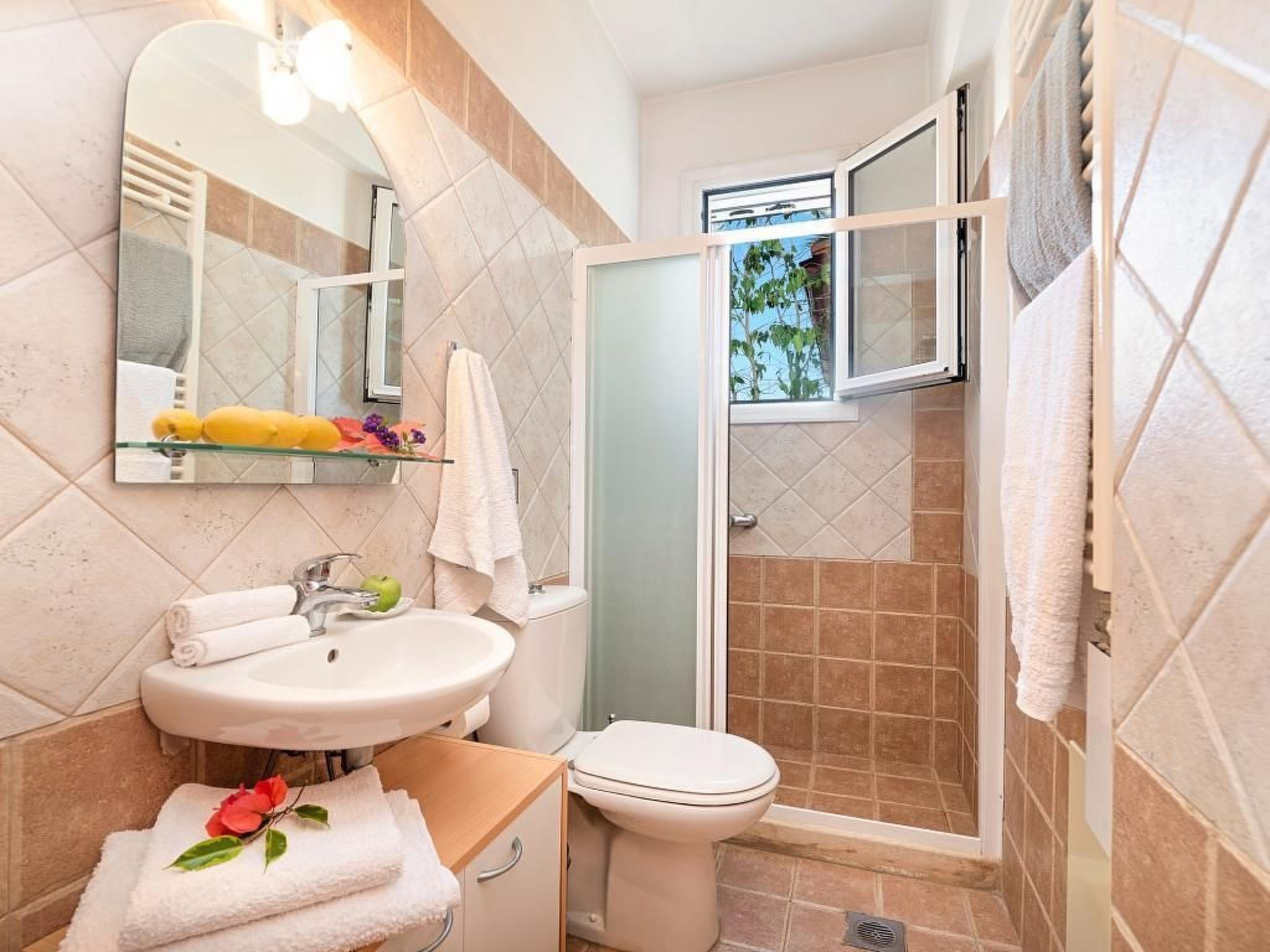 Charmantes Ferienhaus in Lappei mit Privatem Pool-Image-tags.info