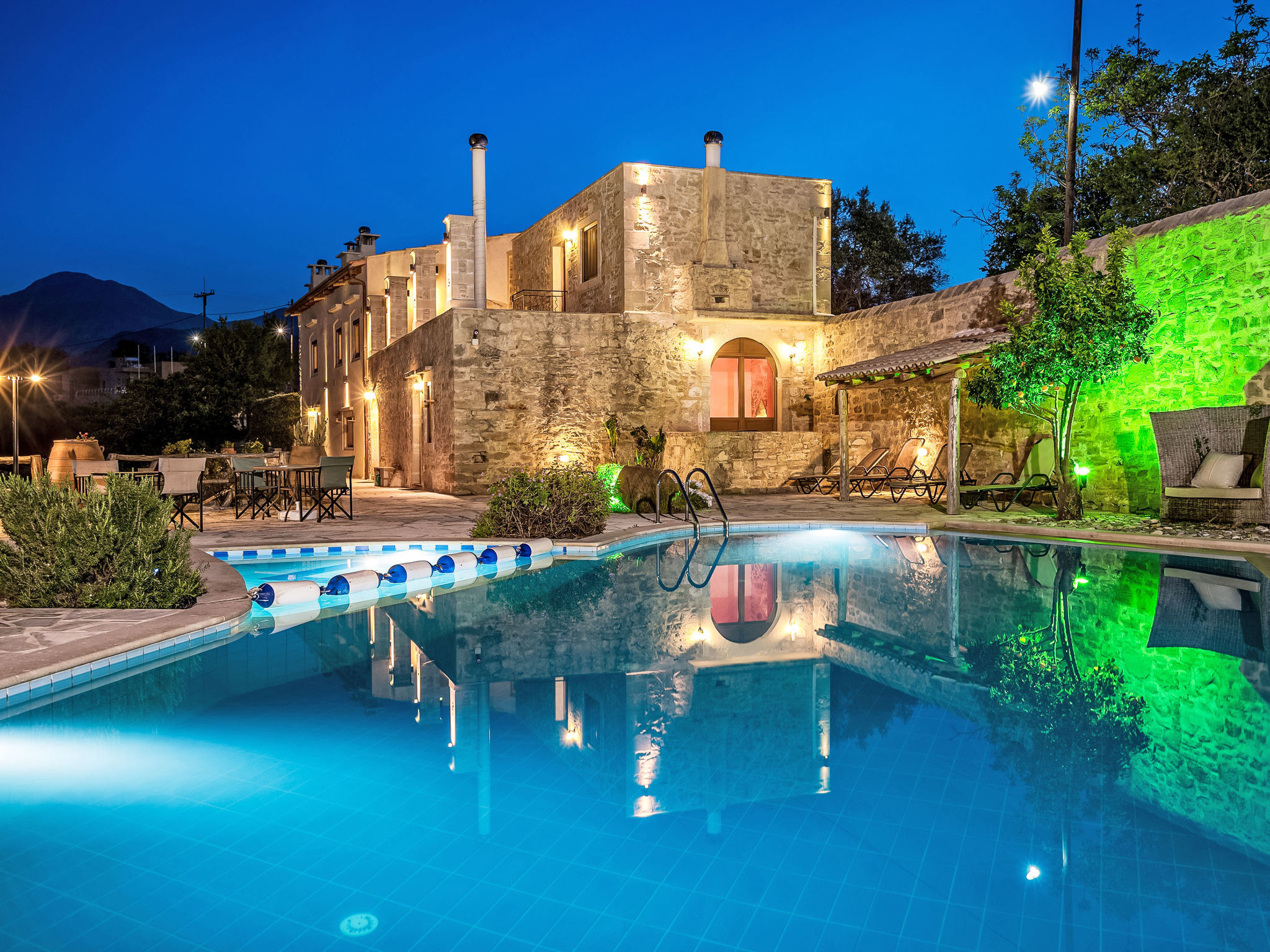 Neue Villa Myre 3, Privater Pool und 3 Wohnungen