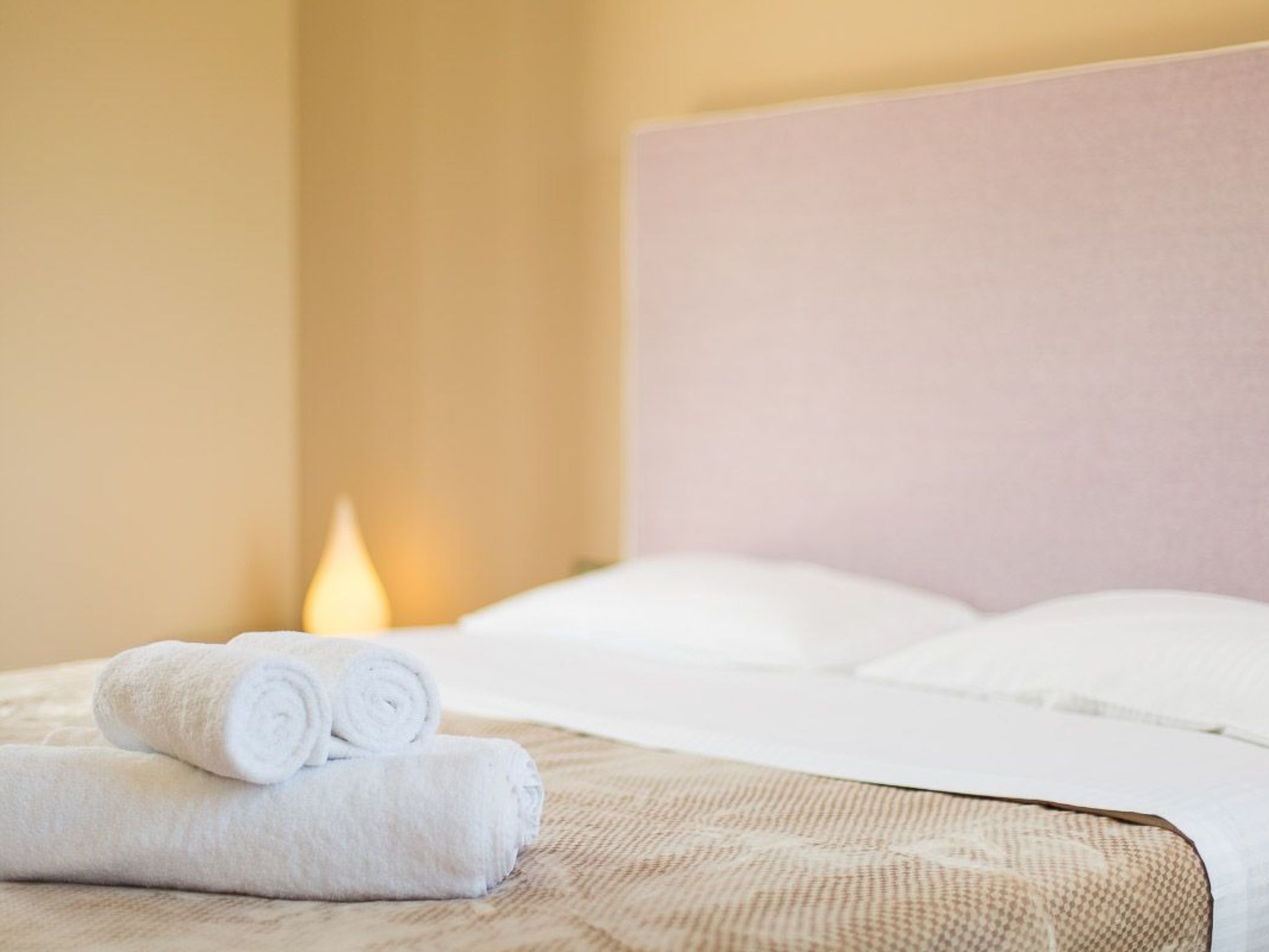 Deluxe Villa Ianthos - Whirlpool im Freien, Kinderpool-Inside