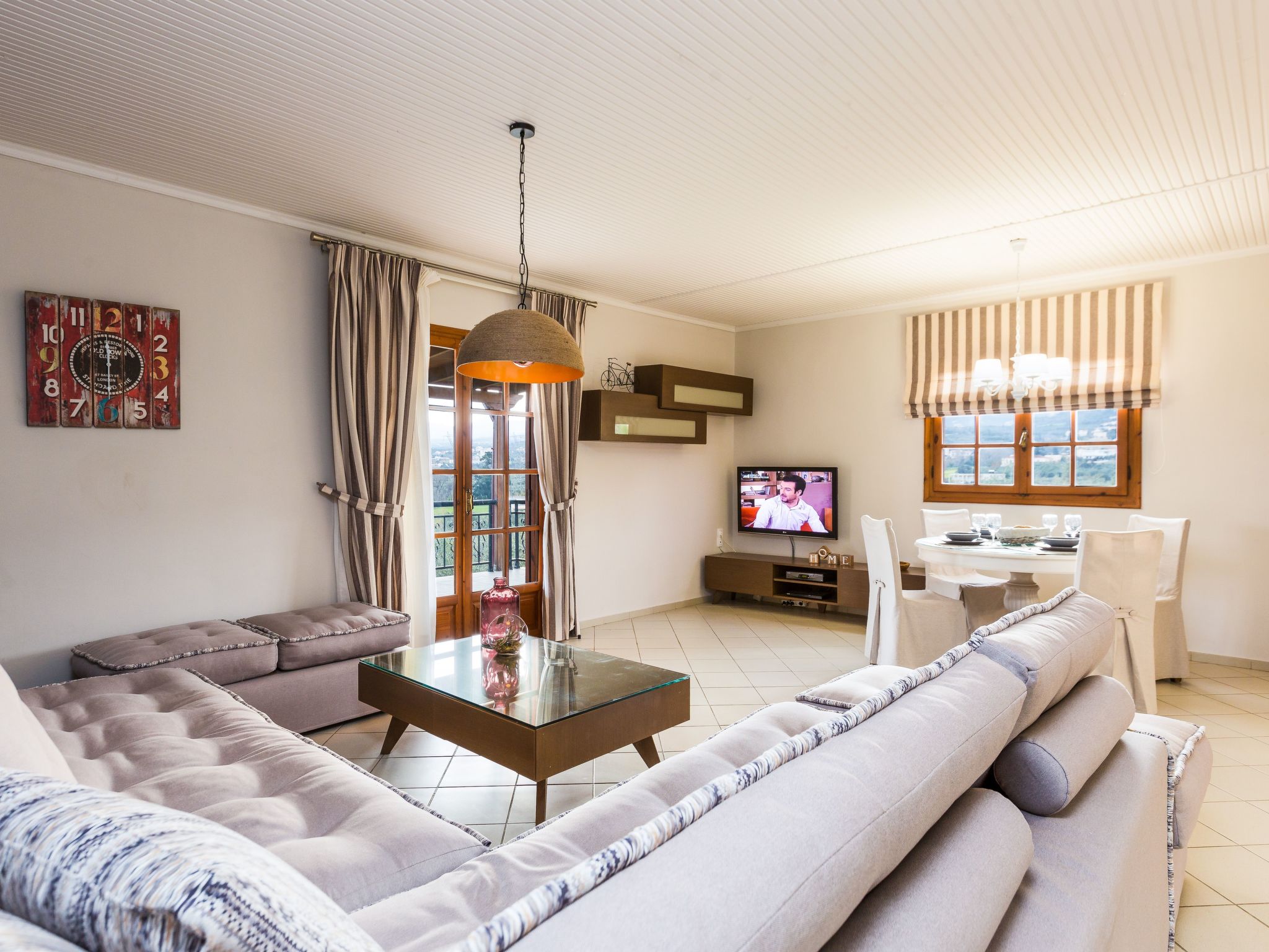 Großes Ferienhaus in Arkadi mit Großer Terrasse-Image-tags.info