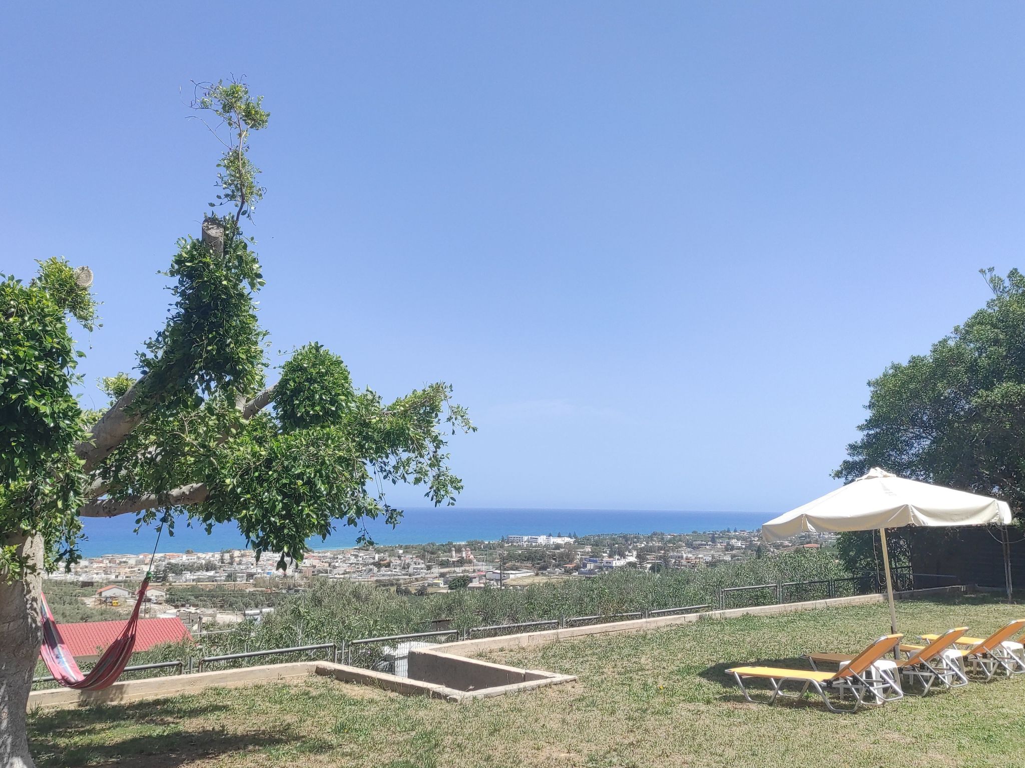 Sea Breeze Villa, atemberaubender Garten mit Meerblick-Binnen