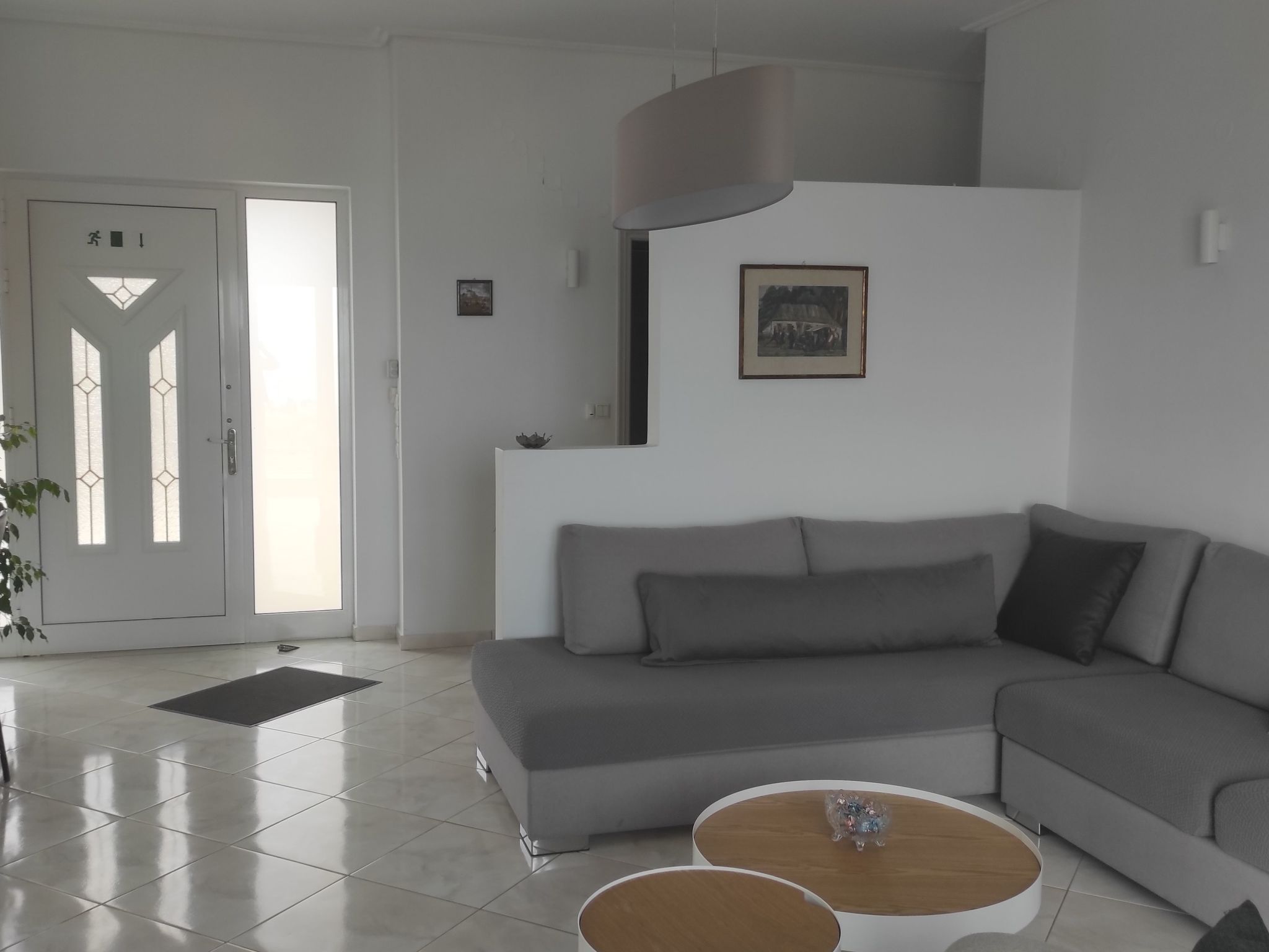 Sea Breeze Villa, atemberaubender Garten mit Meerblick-Binnen