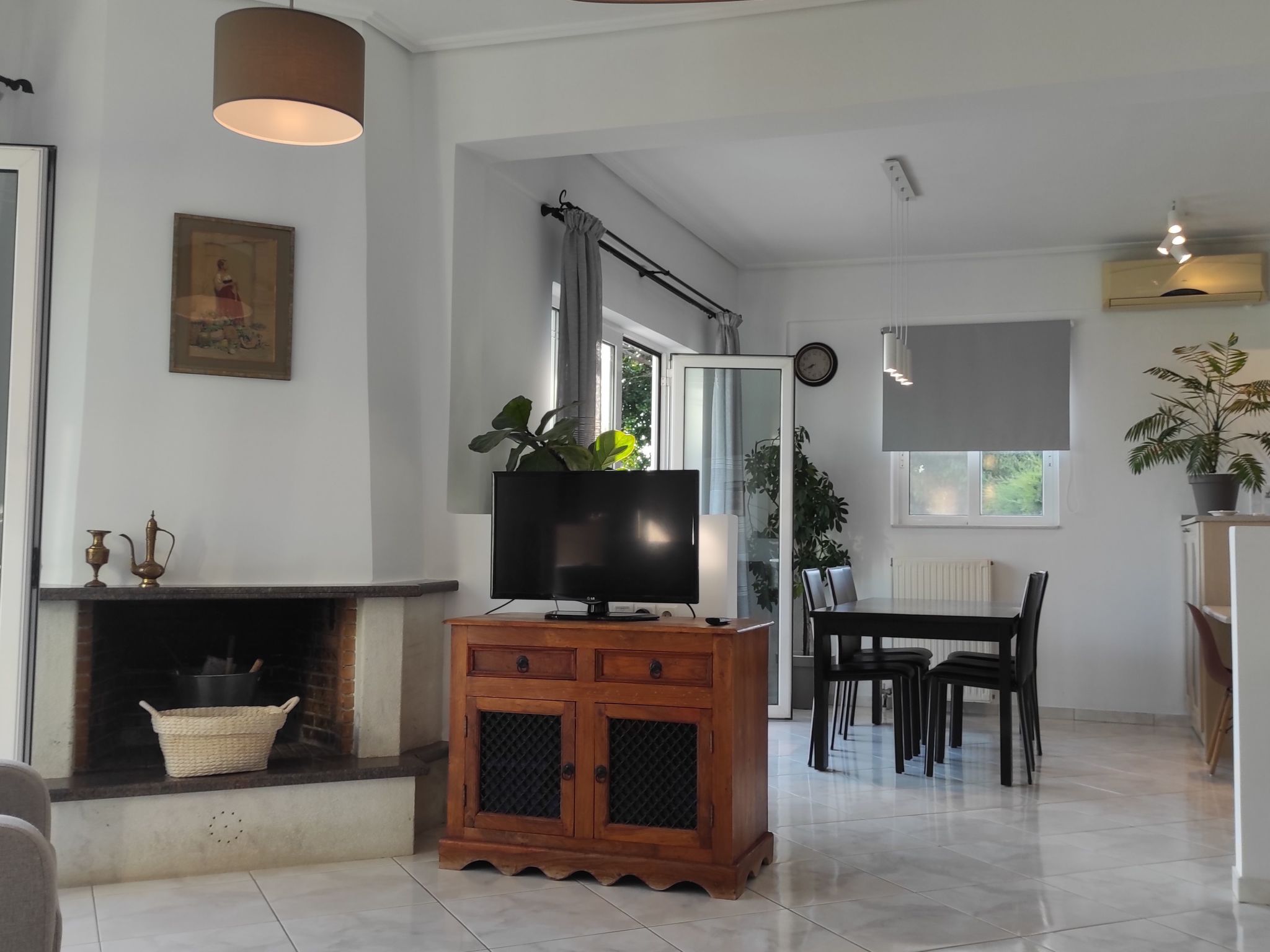 Sea Breeze Villa, atemberaubender Garten mit Meerblick-Binnen