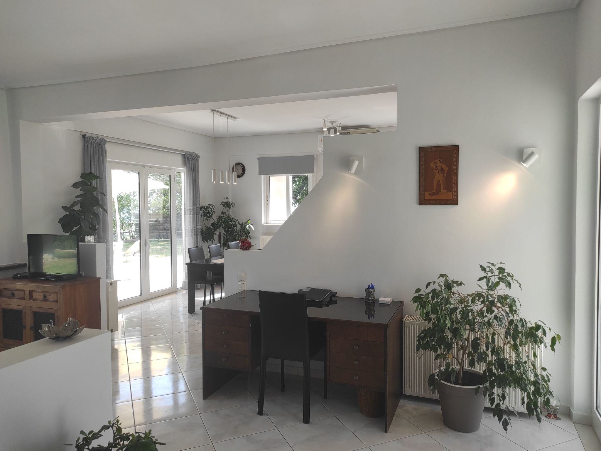 Sea Breeze Villa, atemberaubender Garten mit Meerblick-Binnen