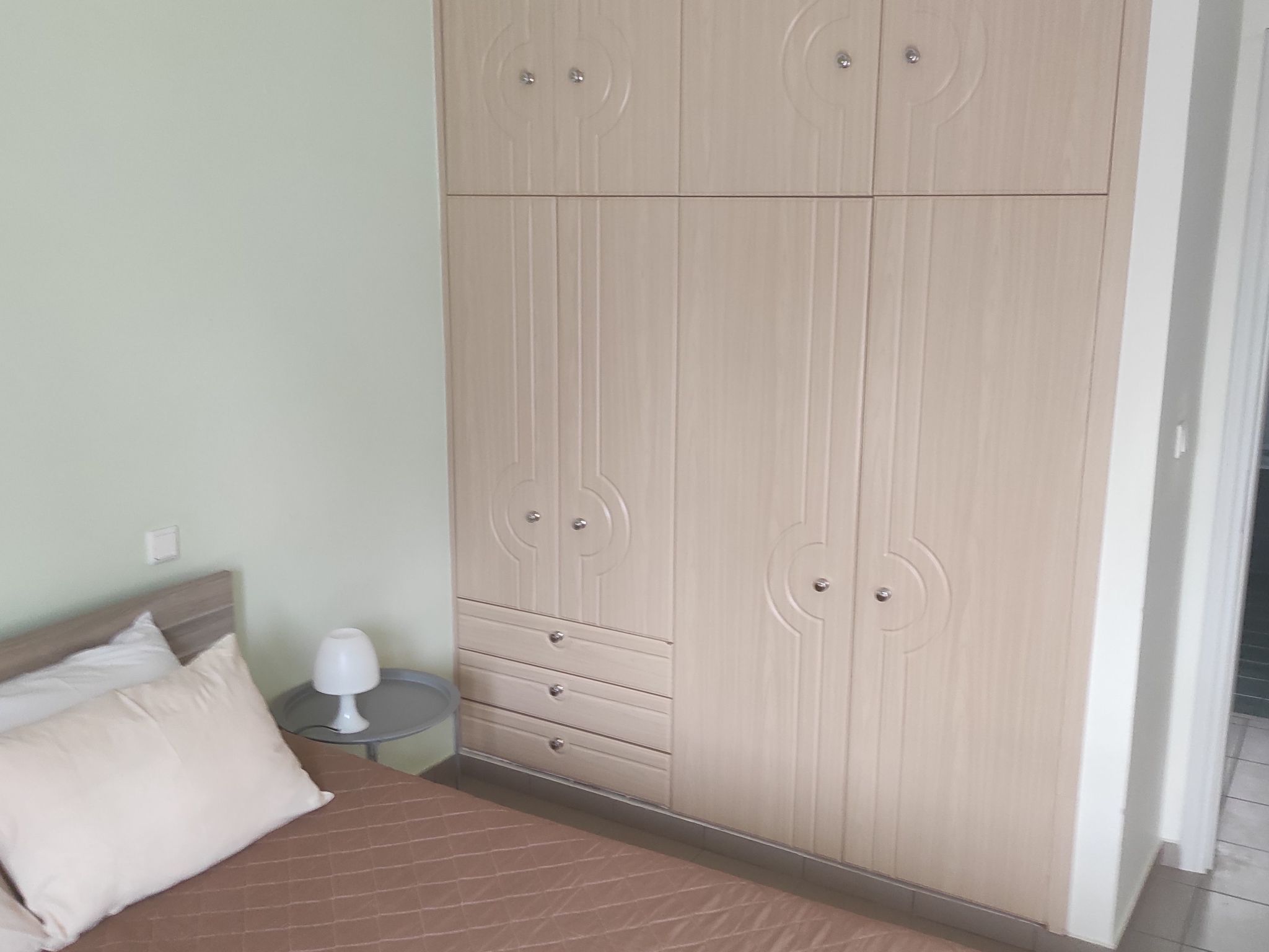 Sea Breeze Villa, atemberaubender Garten mit Meerblick-Binnen