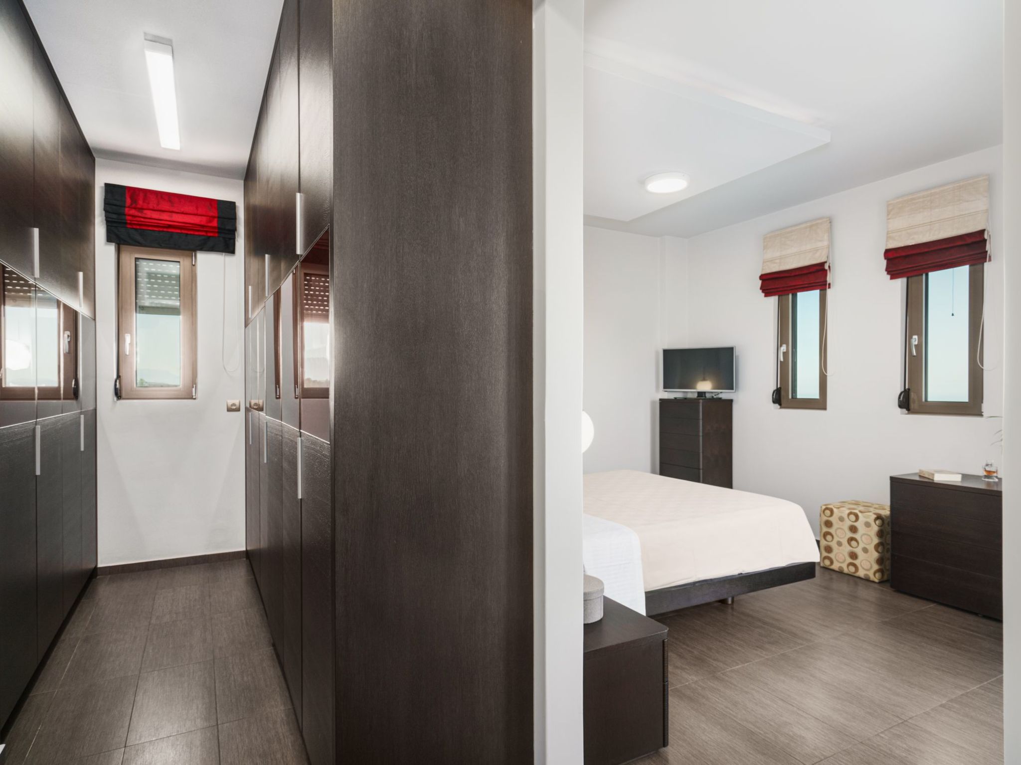 Ferienvilla "Oak Luxury" mit eigenem Pool-Drinnen