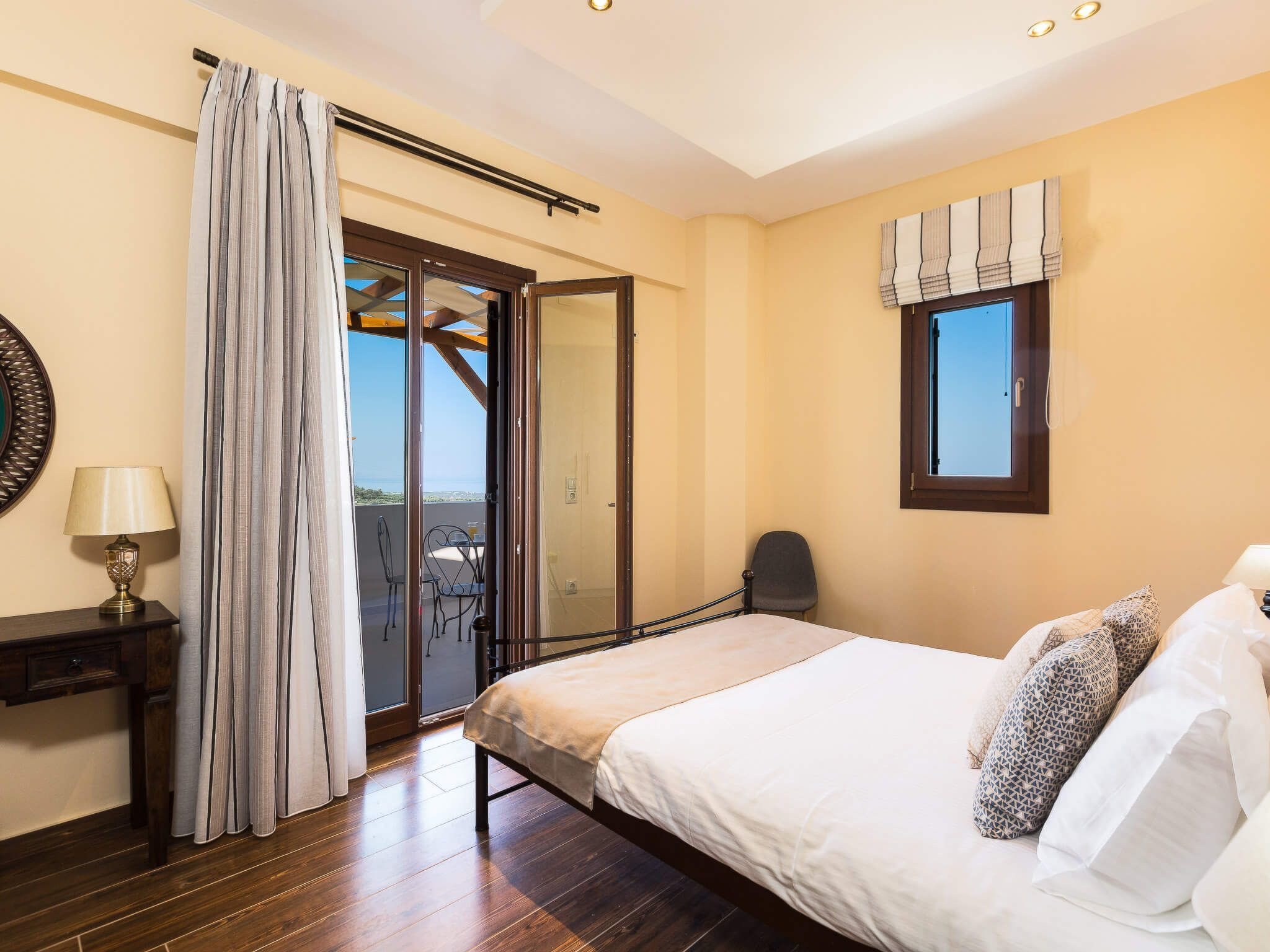 Family Villa Privater Pool Grillplatz Meerblick-Drinnen