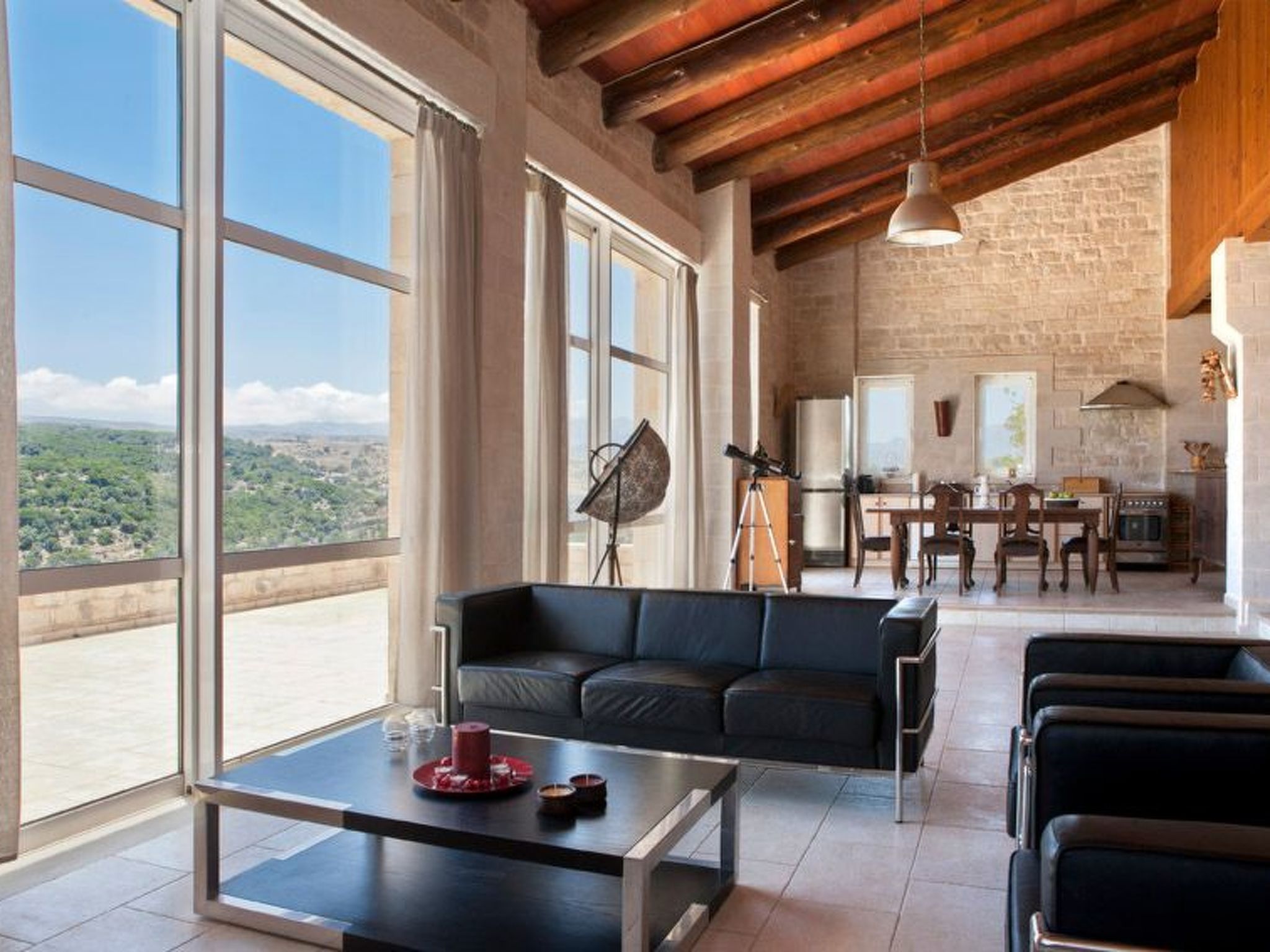 Villa aus Stein mit privatem Pool und BBQ-Bereich-Inside