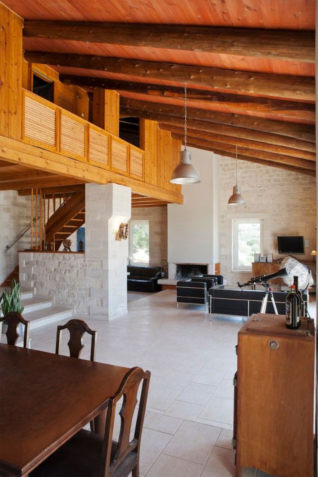 Villa aus Stein mit privatem Pool und BBQ-Bereich-Image-tags.info