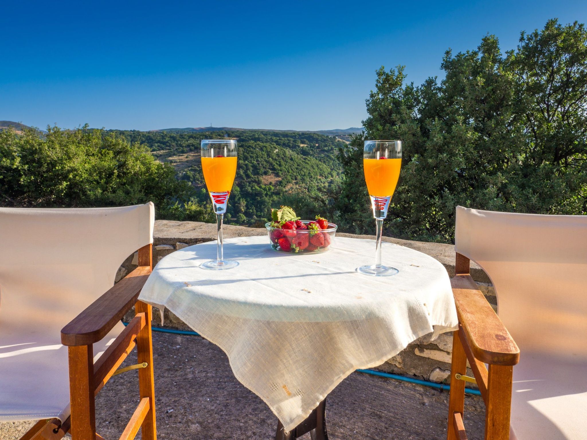 Villa aus Stein mit privatem Pool und BBQ-Bereich-Image-tags.info