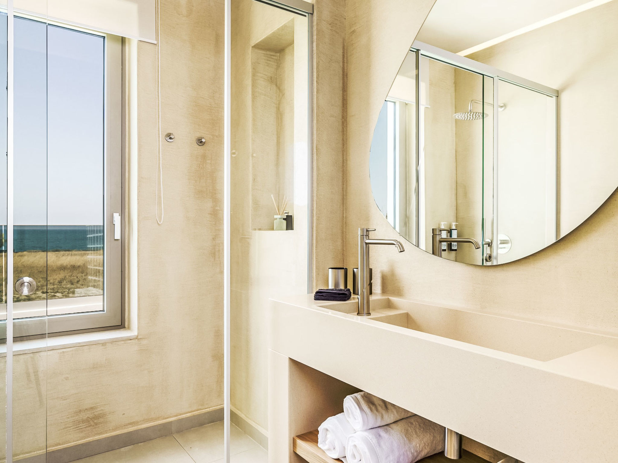 Villa am Strand, beheizter Pool, Playarea, Whirlpool - Dedans