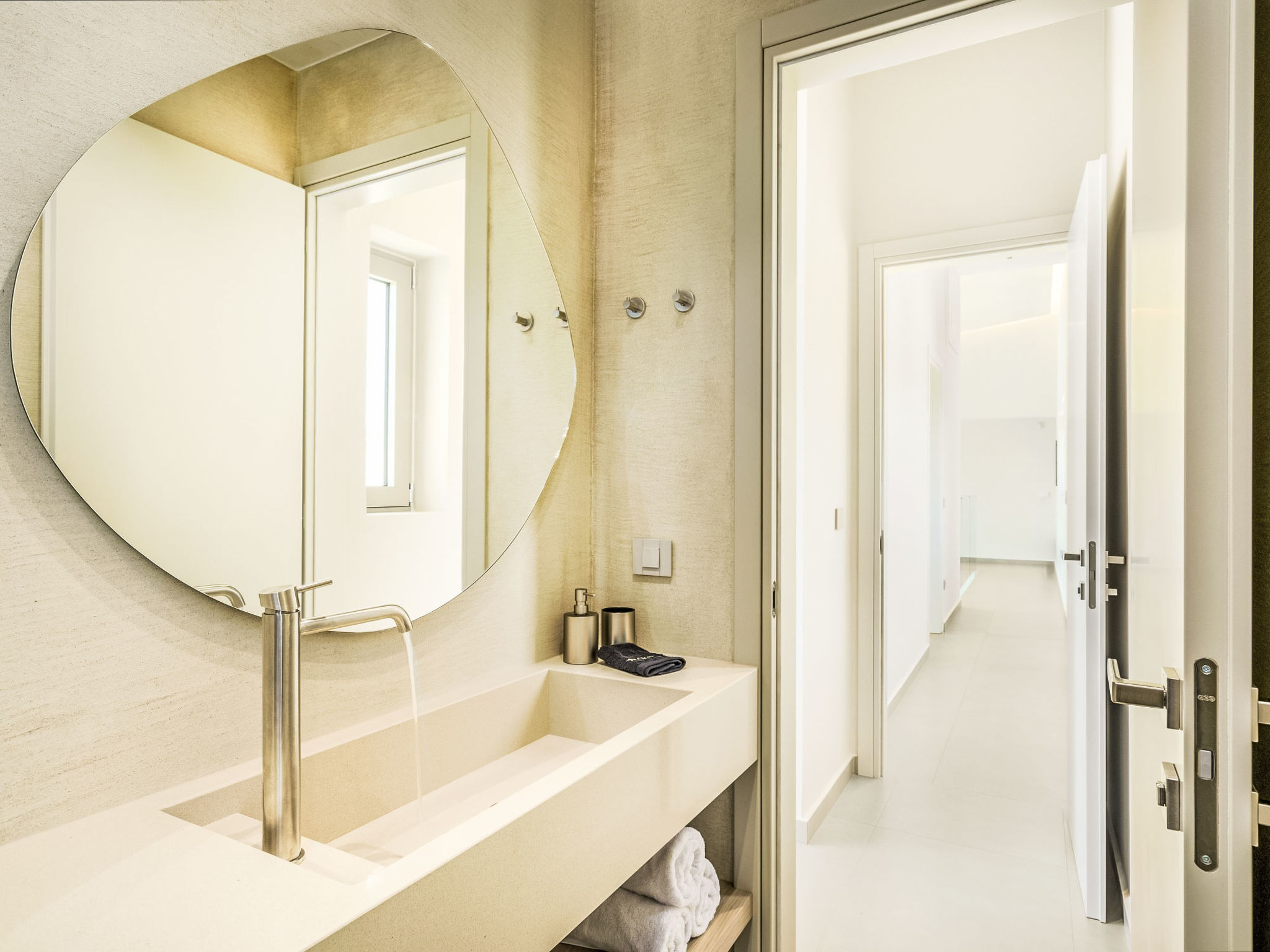 Villa am Strand, beheizter Pool, Playarea, Whirlpool - Dedans
