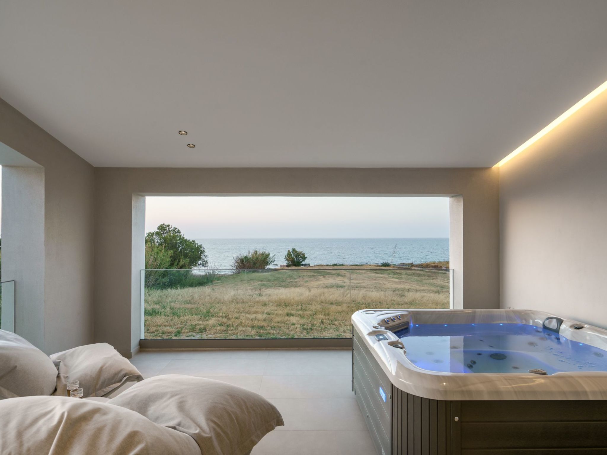 Villa am Strand, beheizter Pool, Playarea, Whirlpool-Inside