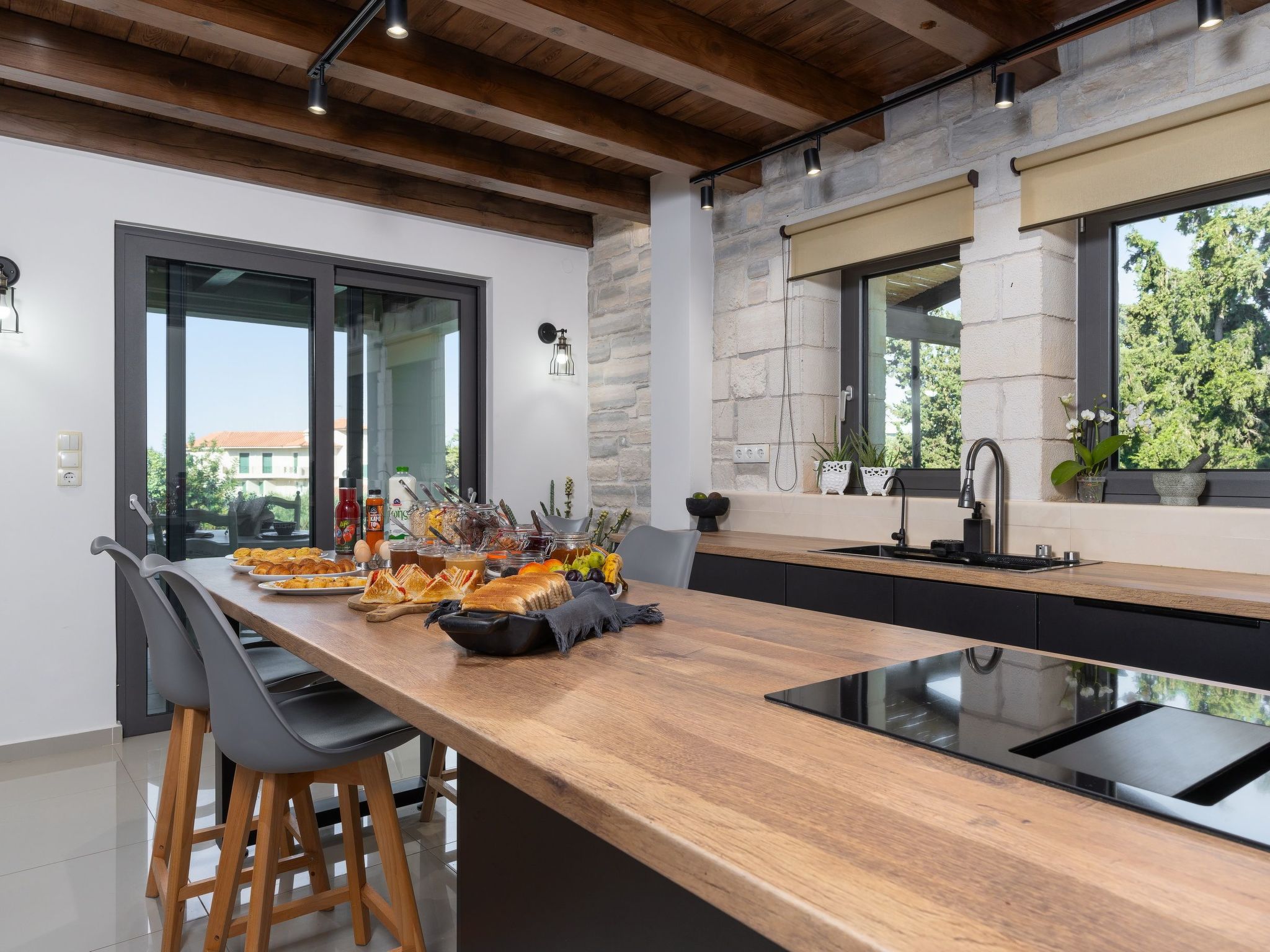 Kostenloses Frühstück, Pools, Kinderbereich, für 20 Gäste-Draußen