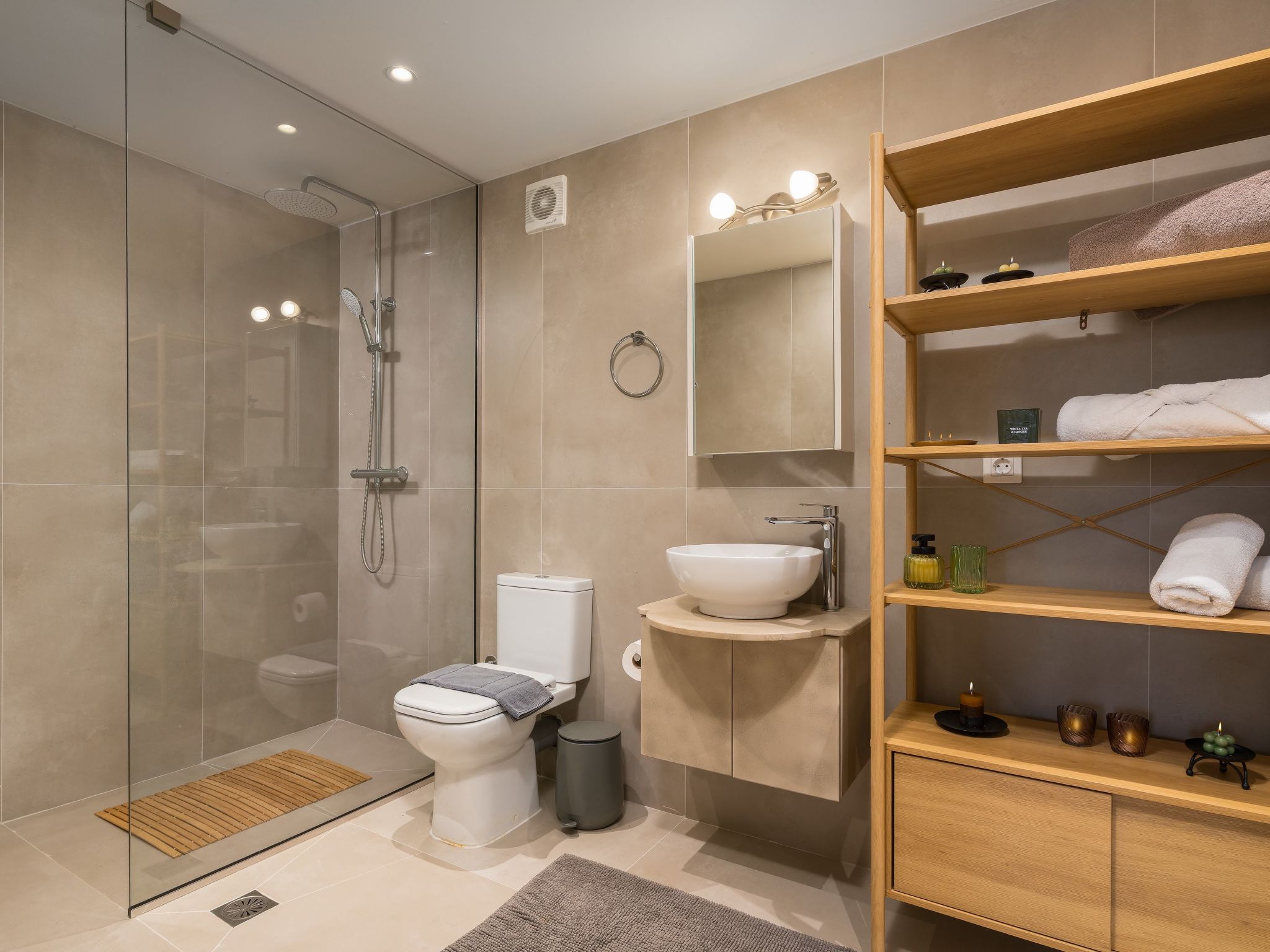 Kostenloses Frühstück, Pools, Kinderbereich, für 20 Gäste-Drinnen