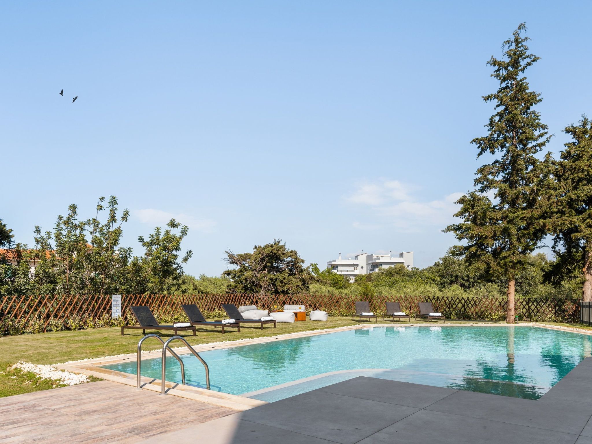 Kostenloses Frühstück, Pools, Kinderbereich, für 20 Gäste-Image-tags.info