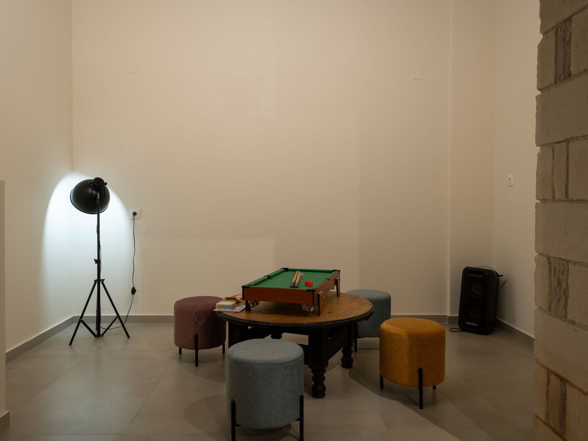 Kostenloses Frühstück, Pools, Kinderbereich, für 20 Gäste-Image-tags.info