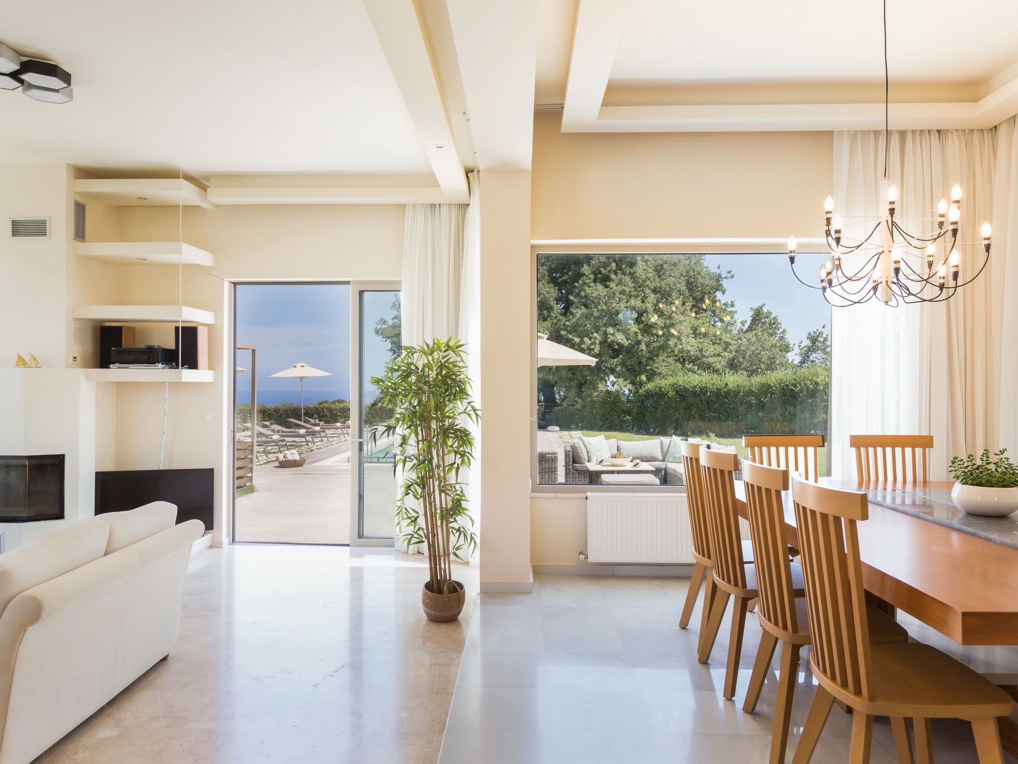 Lux Villa, Beheizter Pool-2km zum Strand,Kinderbereich-Drinnen