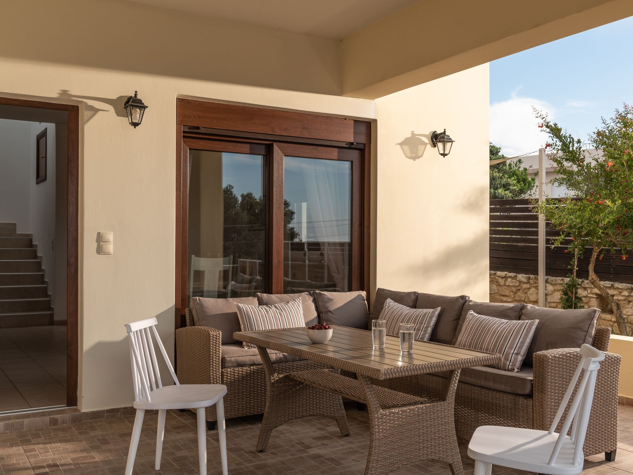 Ferienvilla "Rousa" mit Bergblick-Inside