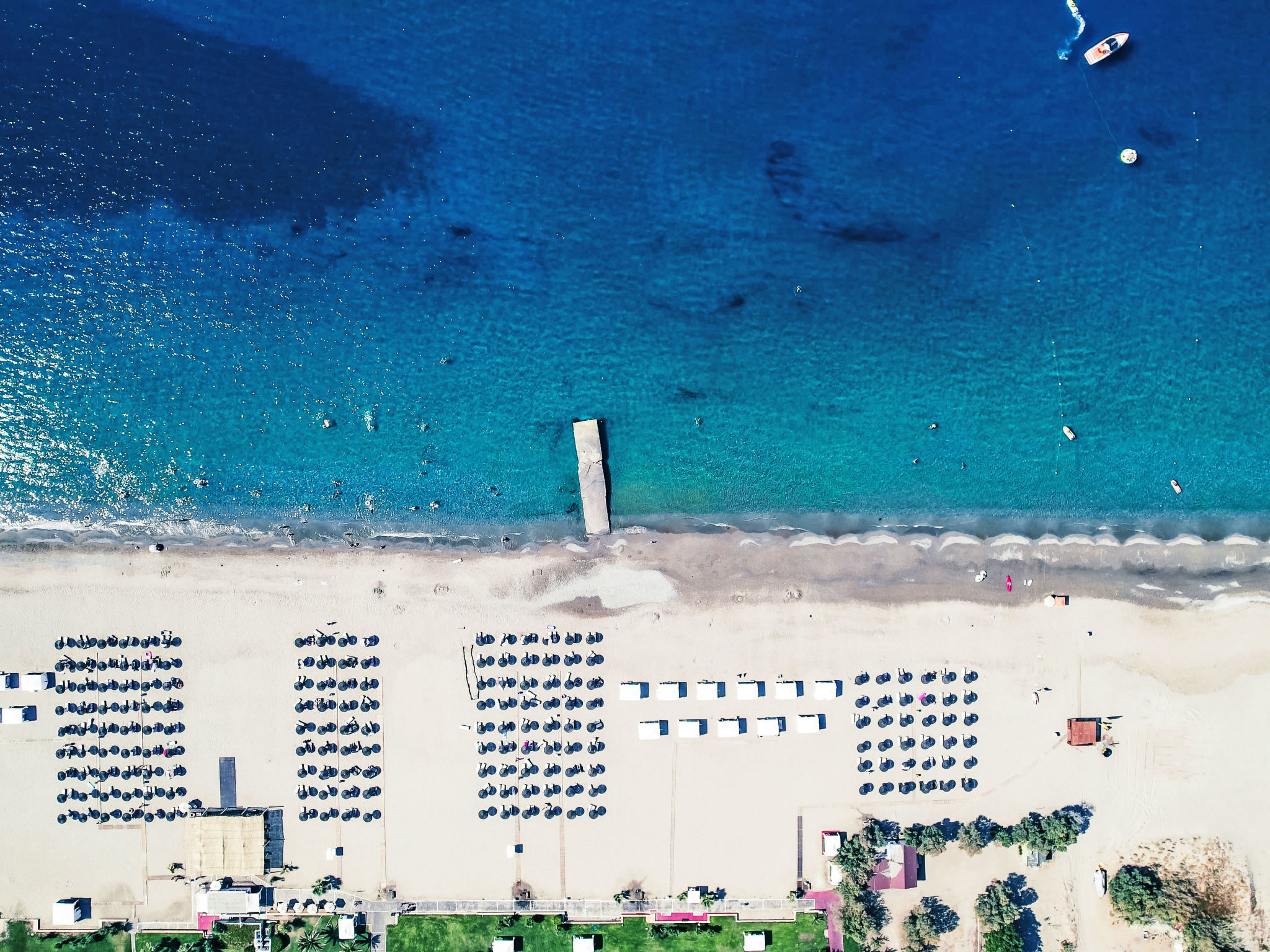 Villa am Strand mit privatem Swimmingpool und Me - Buiten