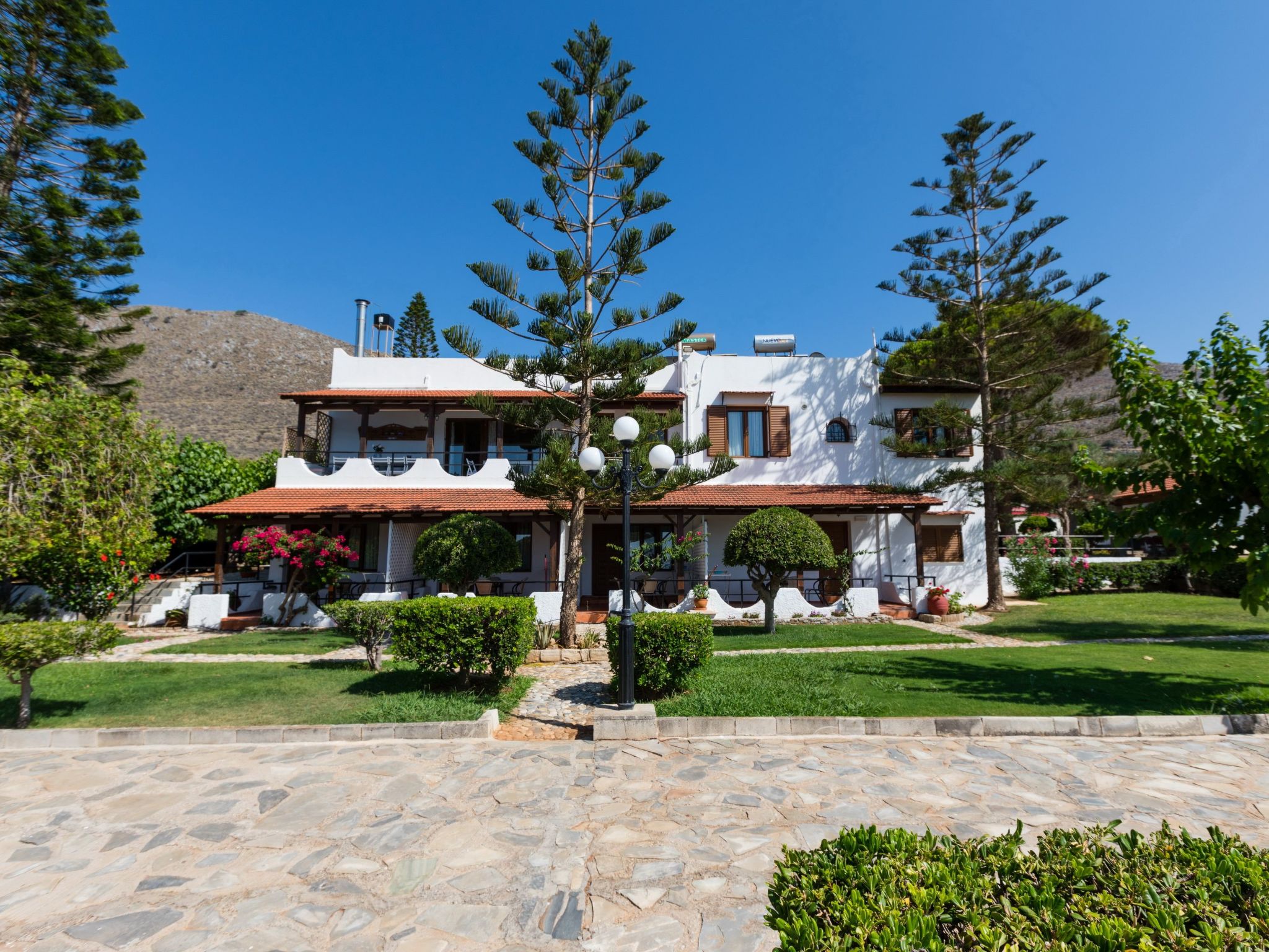 Villa am Strand mit privatem Swimmingpool und Meerblick-Image-tags.info