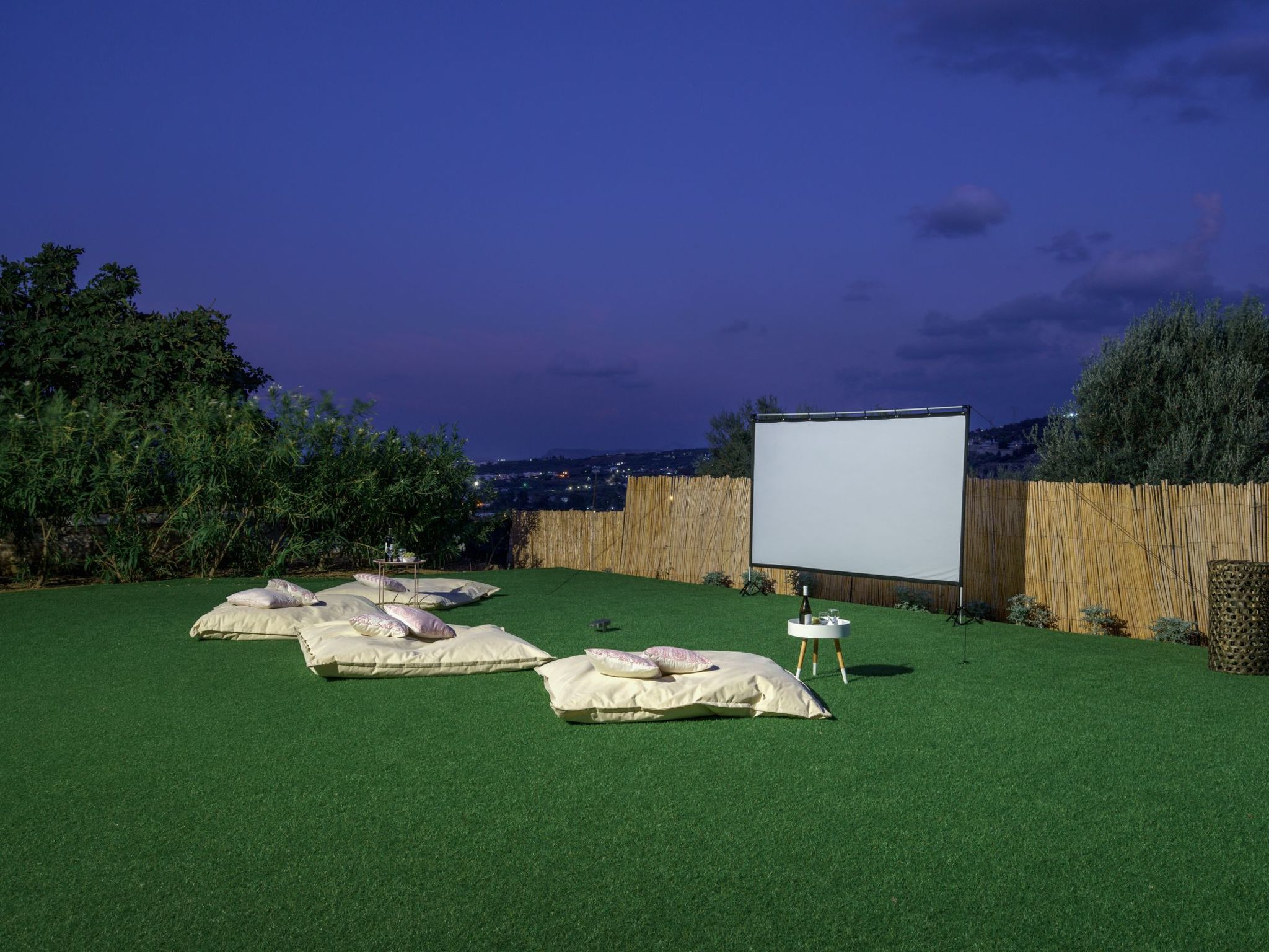 Villa mit Meerblick und privatem Pool, BBQ 1,5km vom Strand entfernt-Drinnen