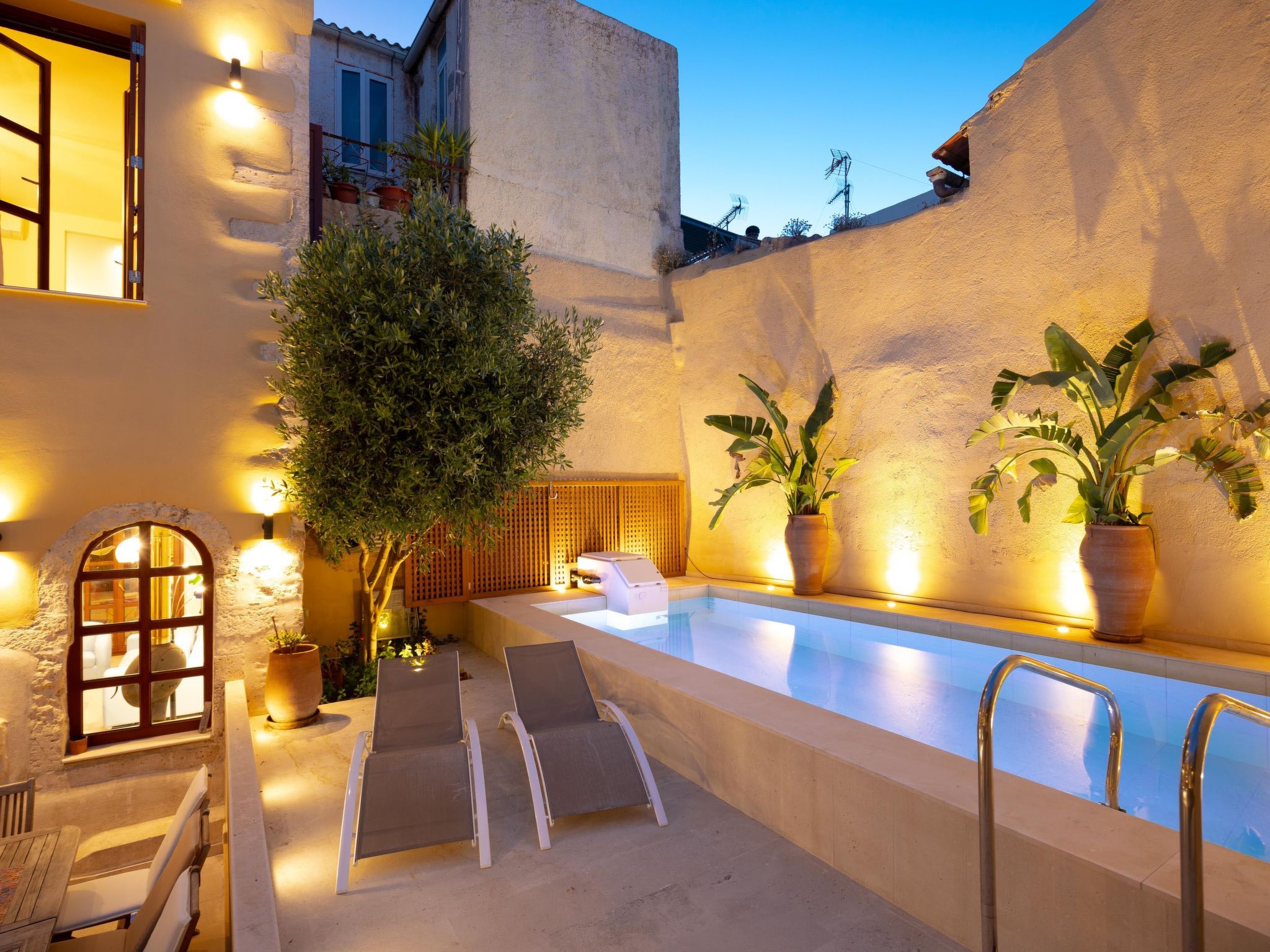 Ferienvilla "Byblos" mit privatem Pool-Outside