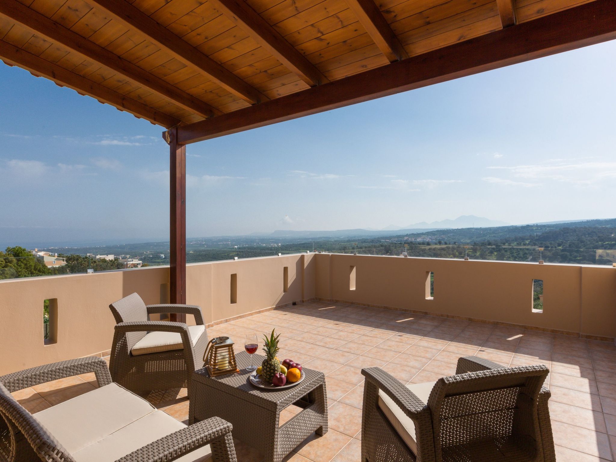 Entspannen Sie sich in der Villa mit privatem Pool, BBQ und Tischtennisplatte-Outside