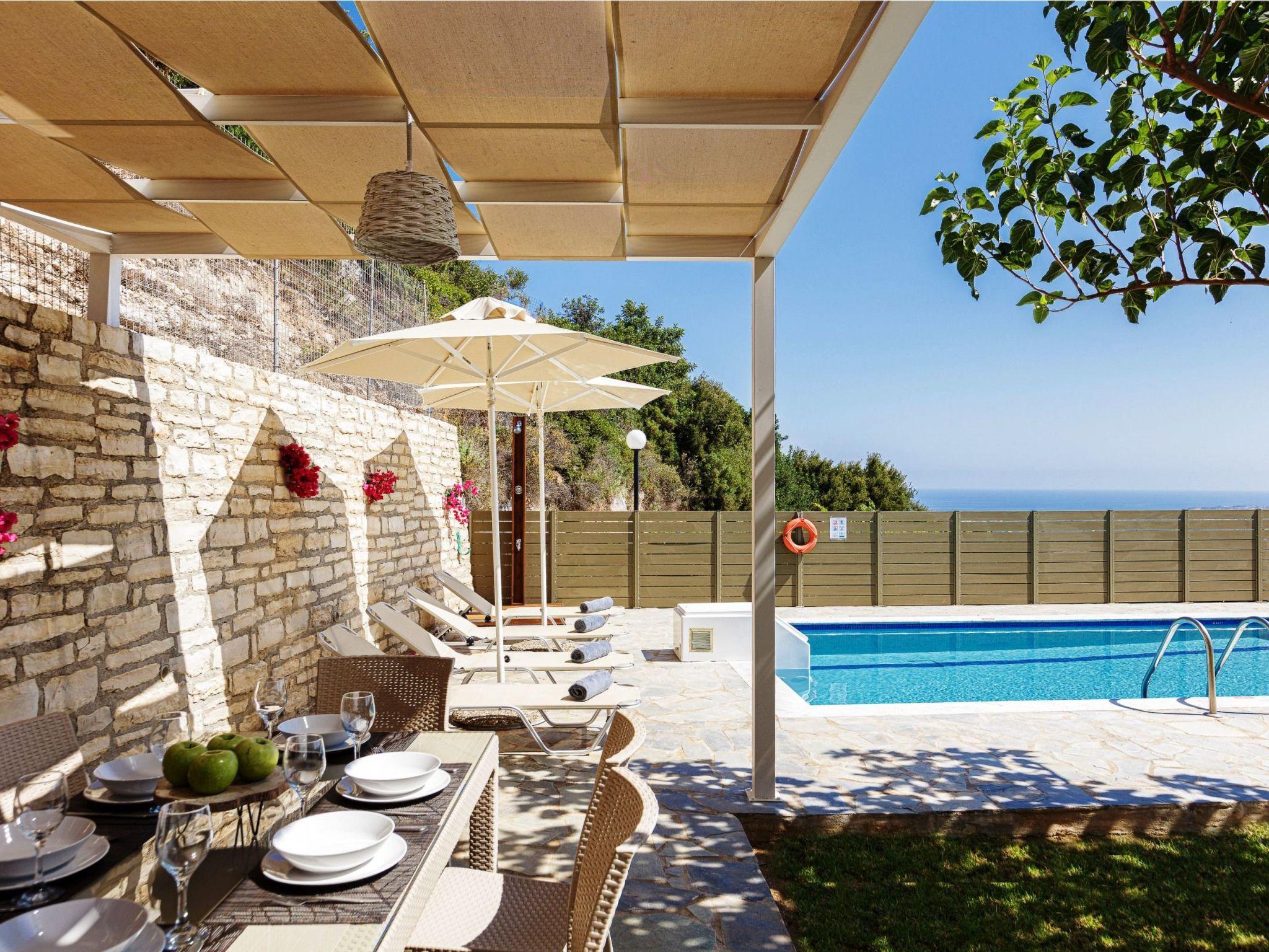 Entspannen Sie sich in der Villa mit privatem Pool, BBQ und Tischtennisplatte-Image-tags.info