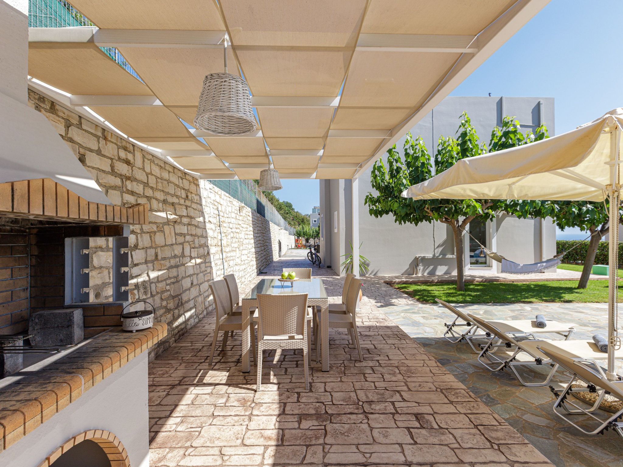 Ruhige Villa mit privatem Pool, BBQ und Kinderbereich-Image-tags.info