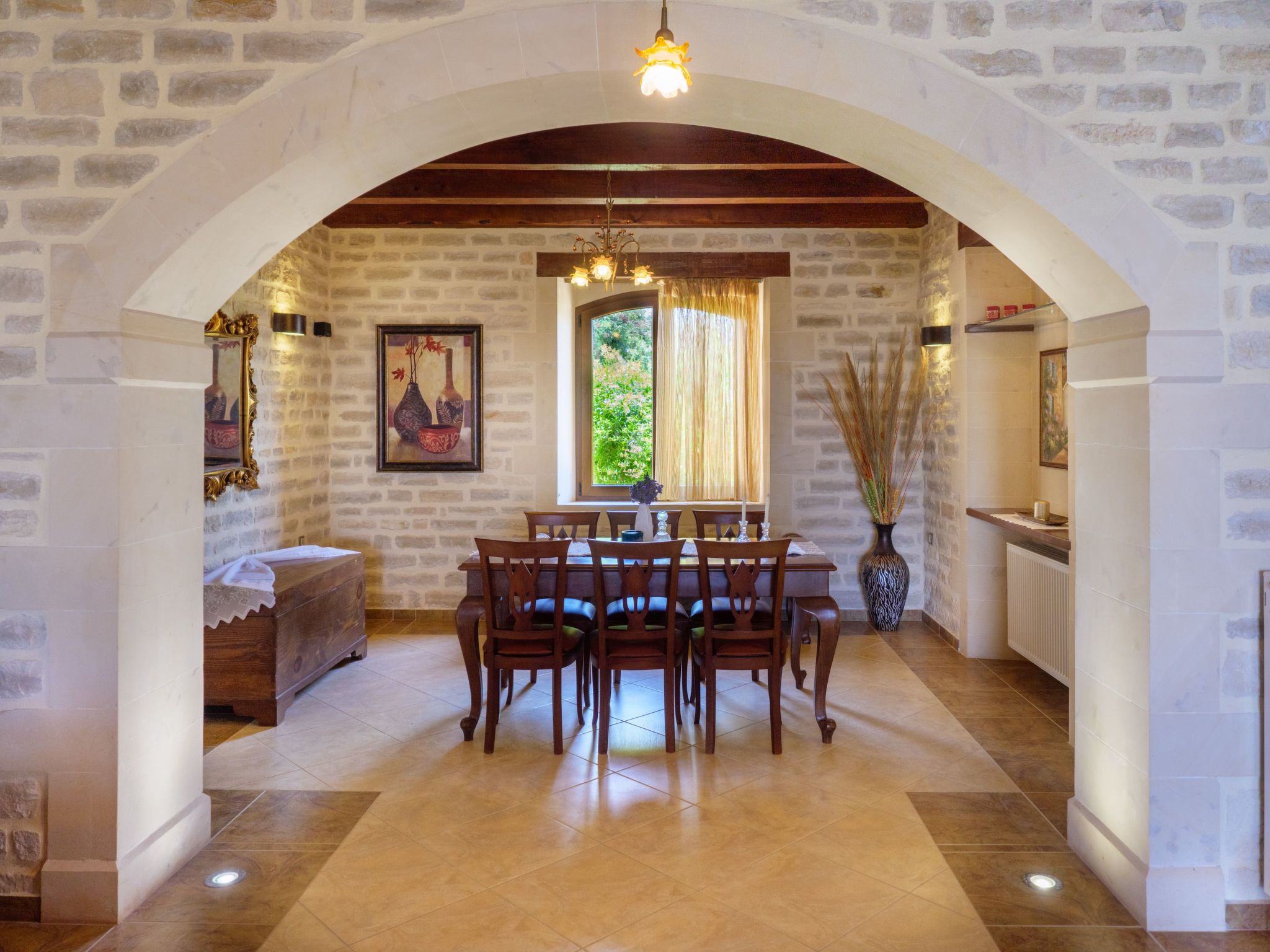 Familienfreundliche Villa mit Pool, BBQ, Kinderbereich-Inside