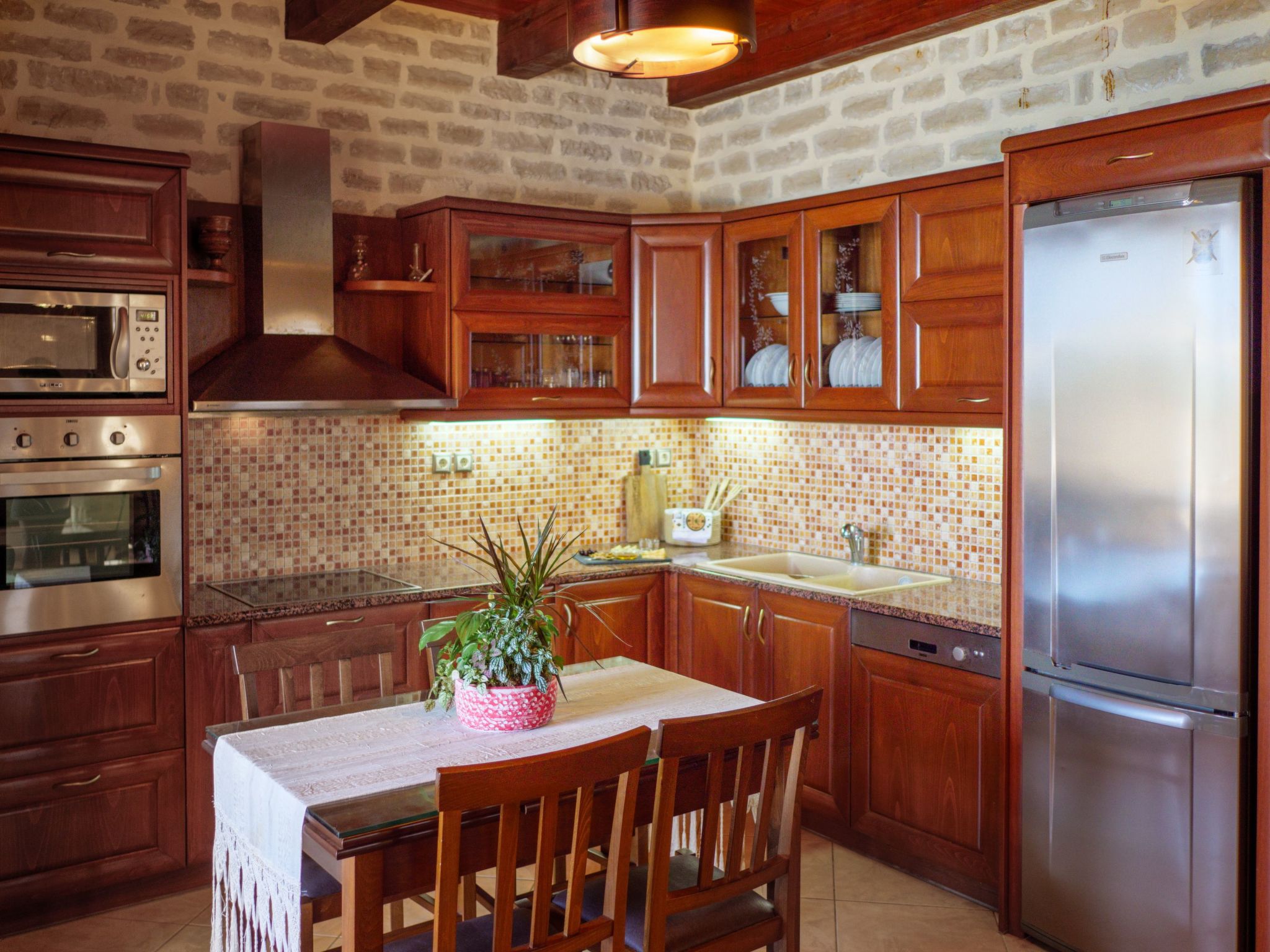 Familienfreundliche Villa mit Pool, BBQ, Kinderbereich