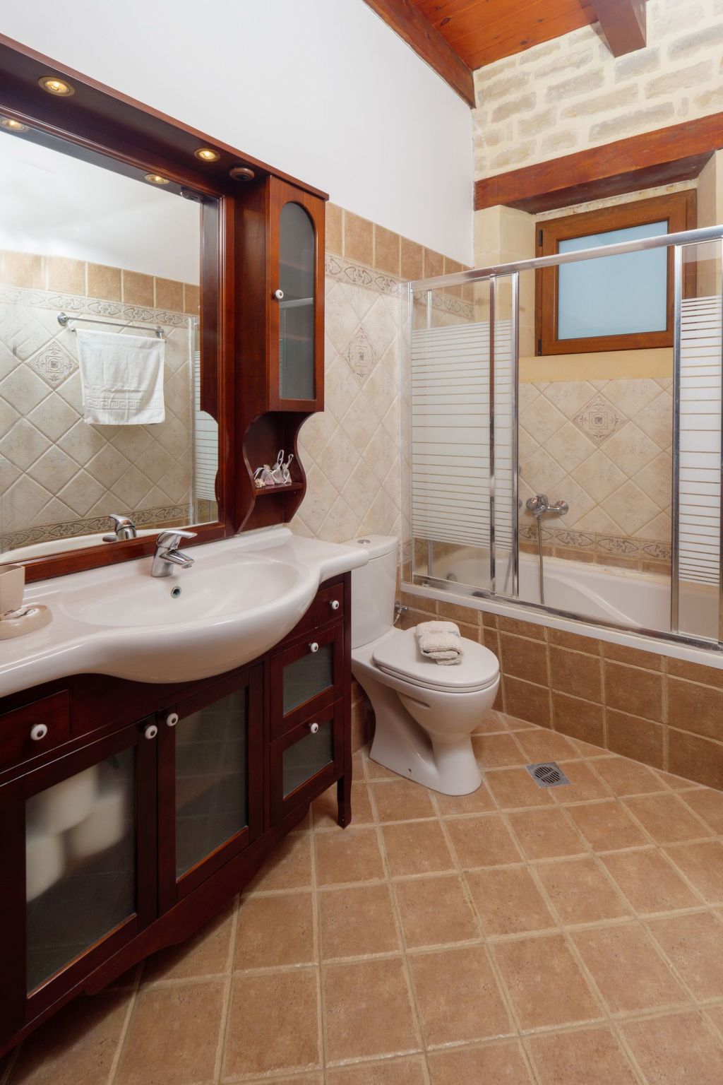 Familienfreundliche Villa mit Pool, BBQ, Kinderbereich