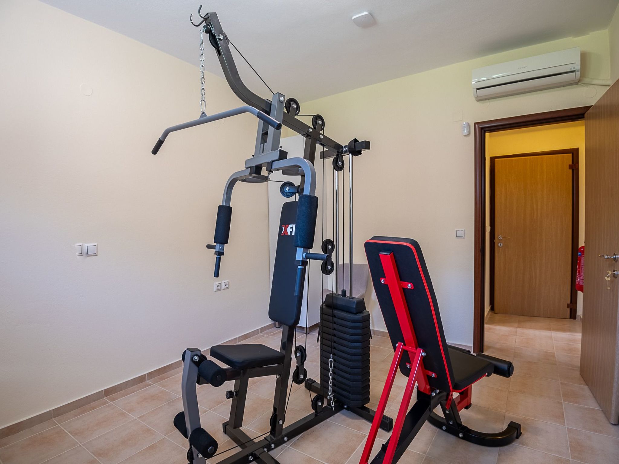 Neue Familienvillen mit 2 privaten Pools, Spielzimmer