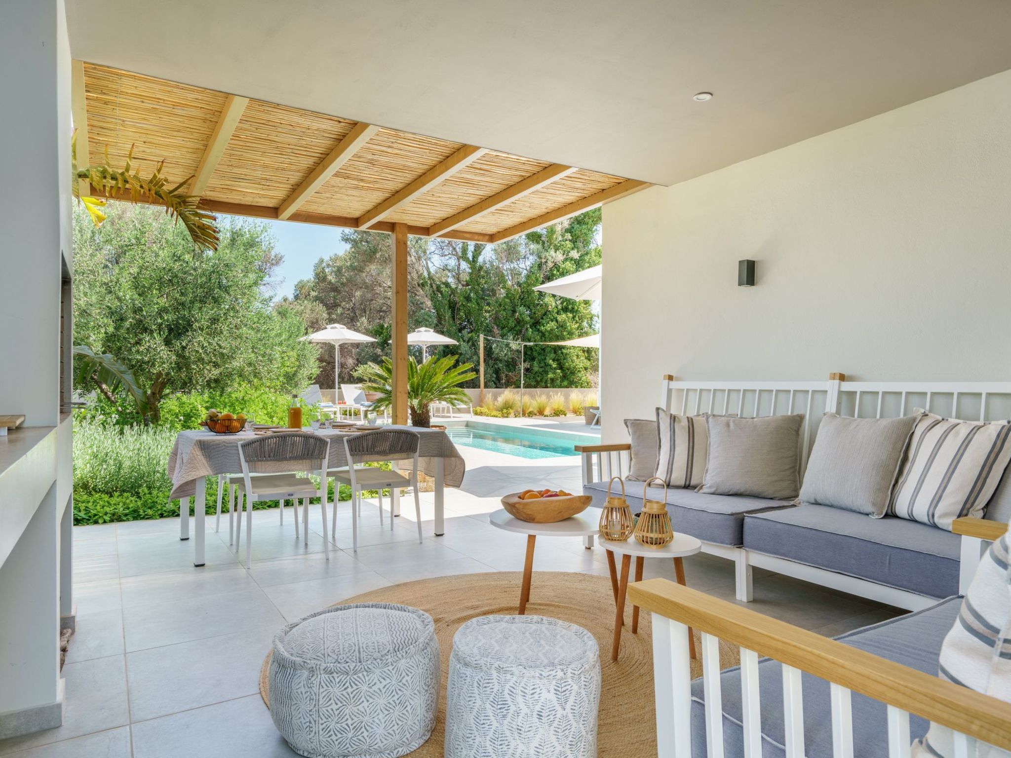Neue moderne Villa Tessera mit privatem Pool und Grillplatz-Image-tags.info