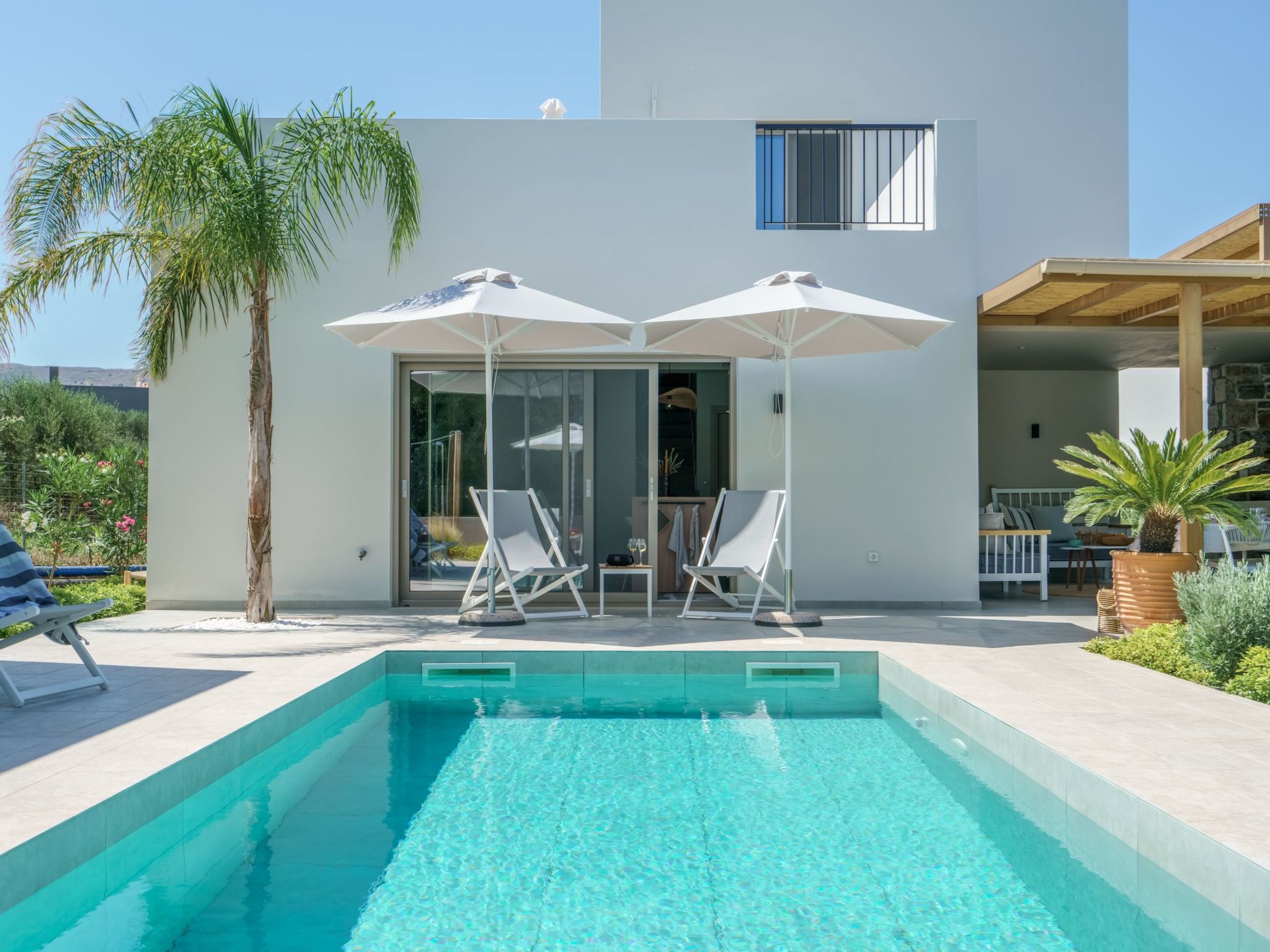 Neue moderne Villa Tessera mit privatem Pool und Grillplatz-Outside