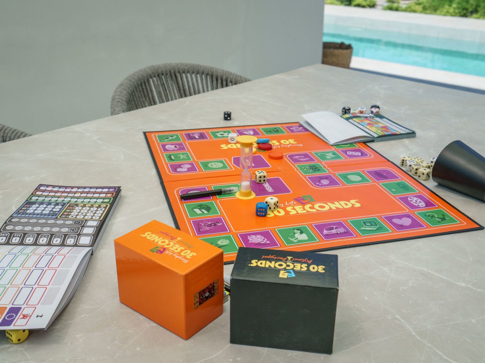 Neue moderne Villa Tessera mit privatem Pool und Grillplatz-Outside