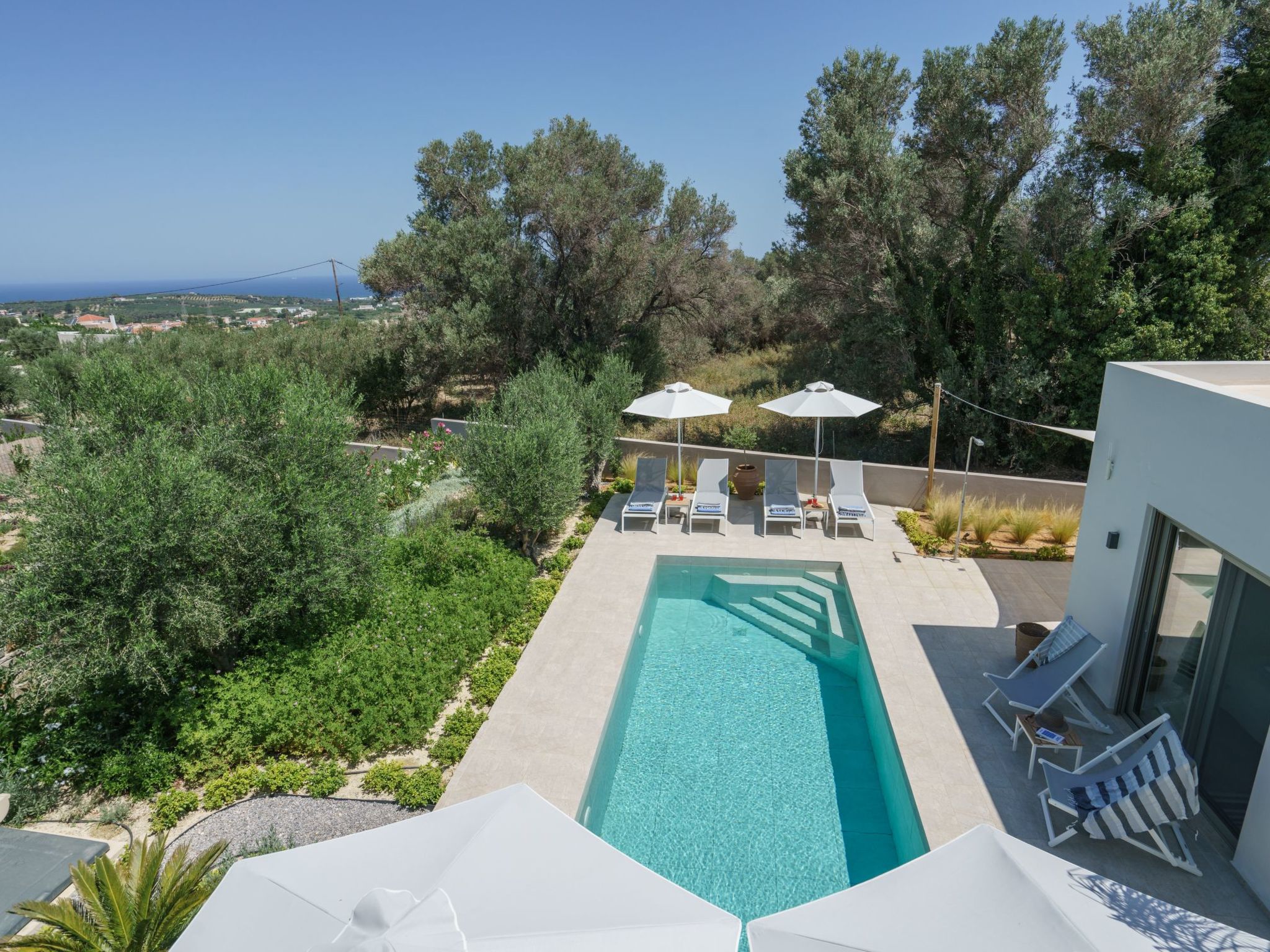 Neue moderne Villa Tessera mit privatem Pool und Grillplatz-Image-tags.info