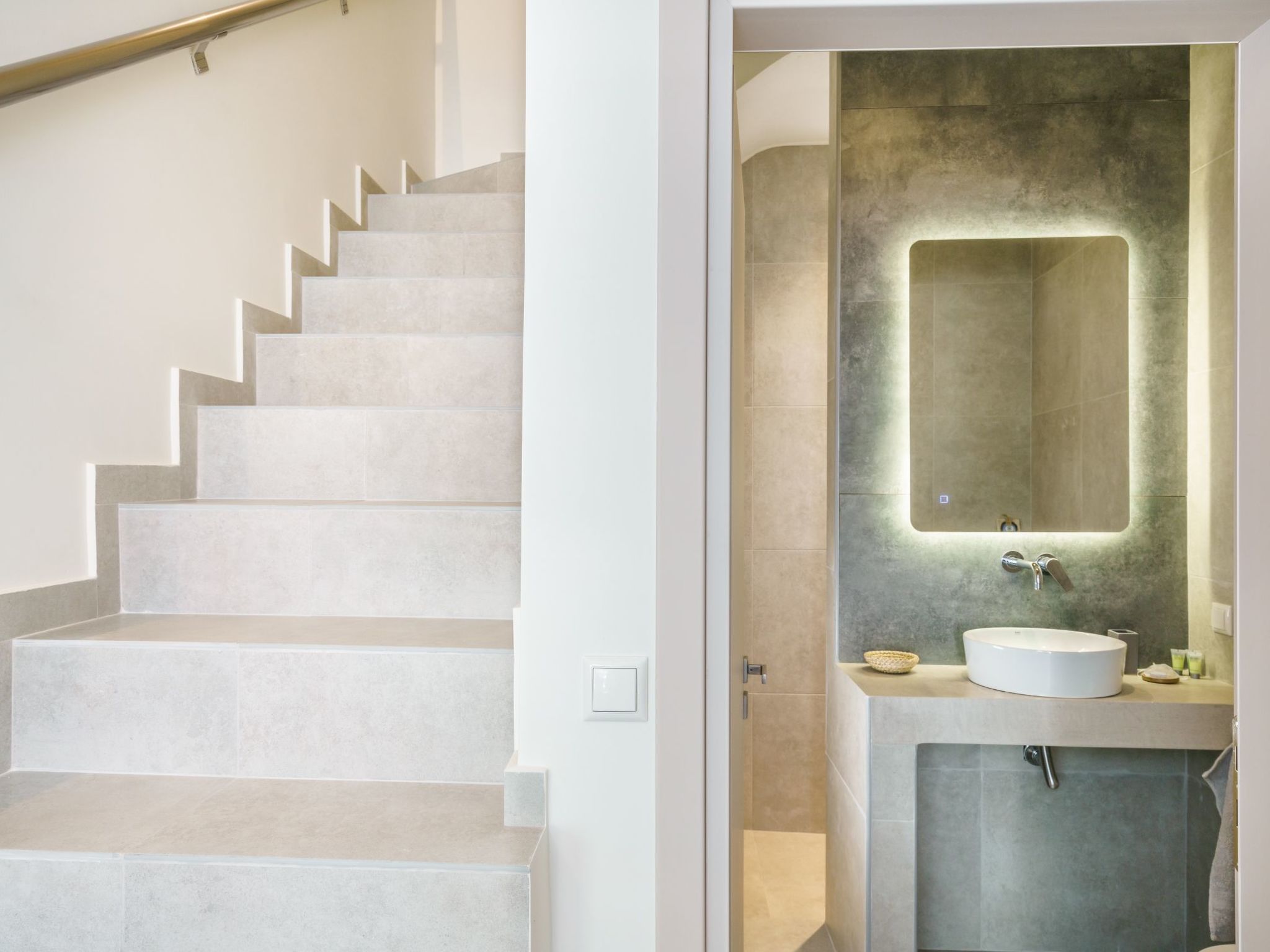 Neue moderne Villa Tessera mit privatem Pool und Grillplatz-Inside