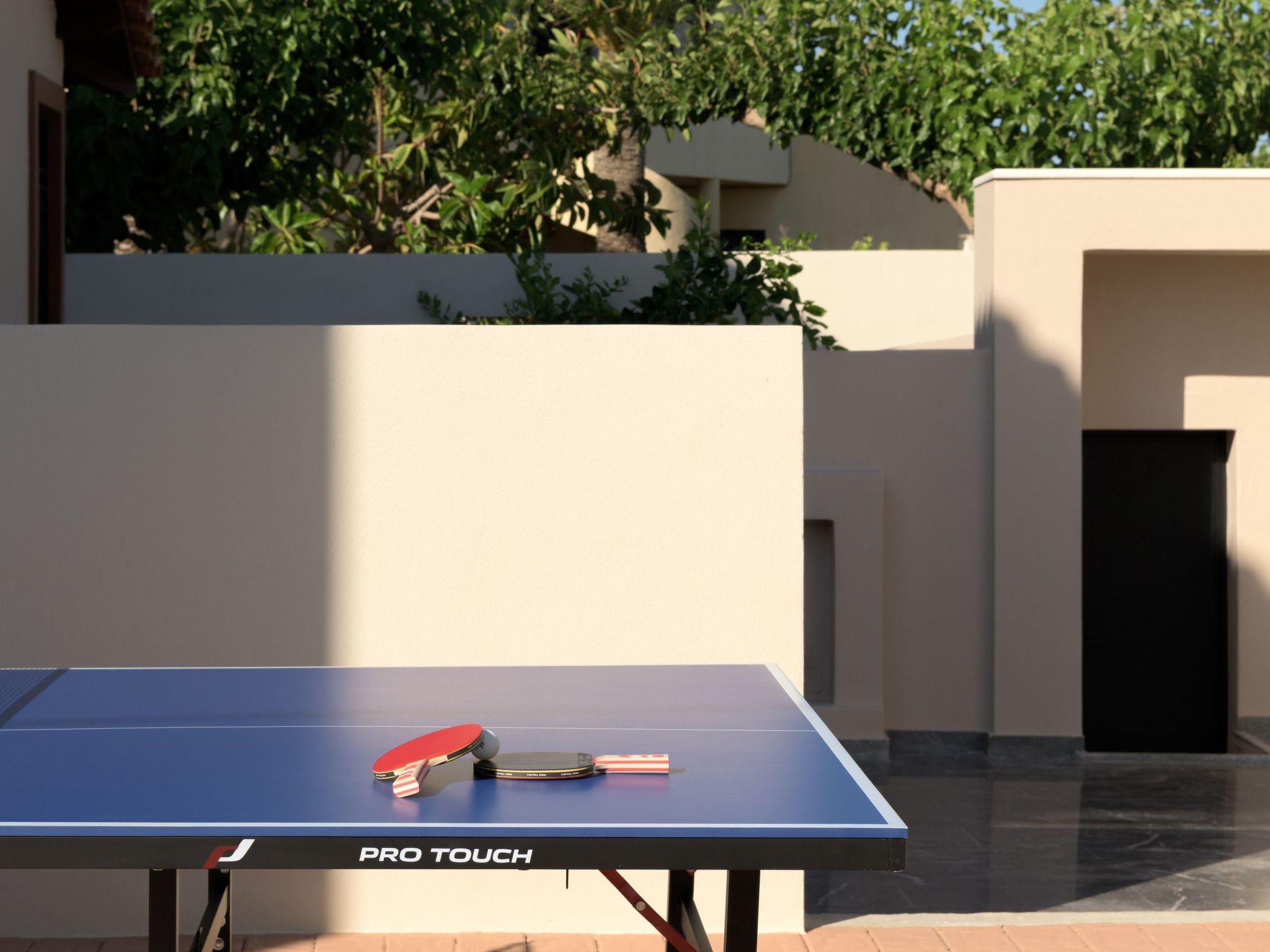 Neu renovierte Familienvilla mit privatem Pool BBQ-Outside