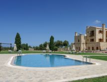 Villa "Arodamos" mit Garten, Grill und Terrasse