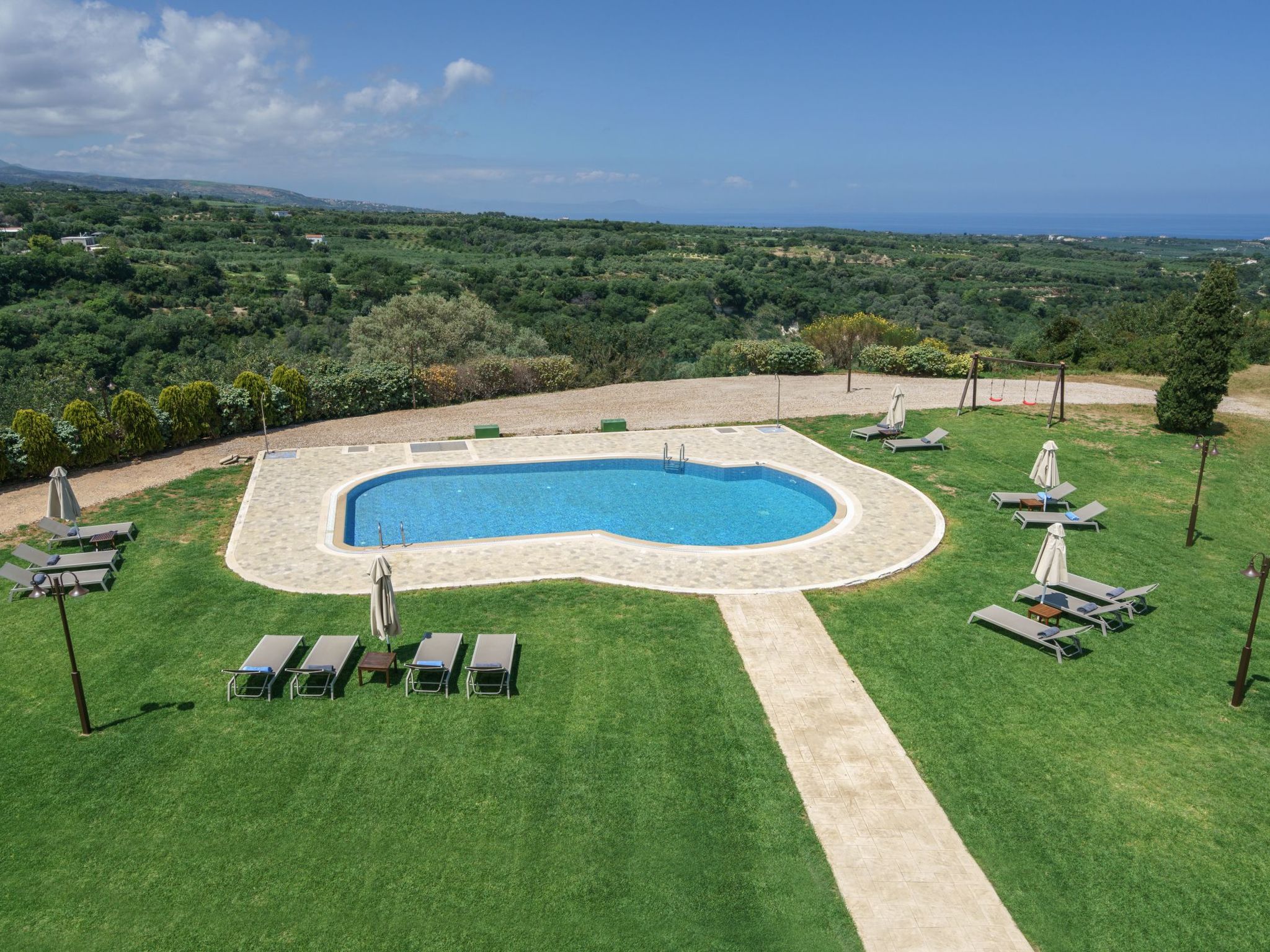 Villa "Arodamos" mit Garten, Grill und Terrasse