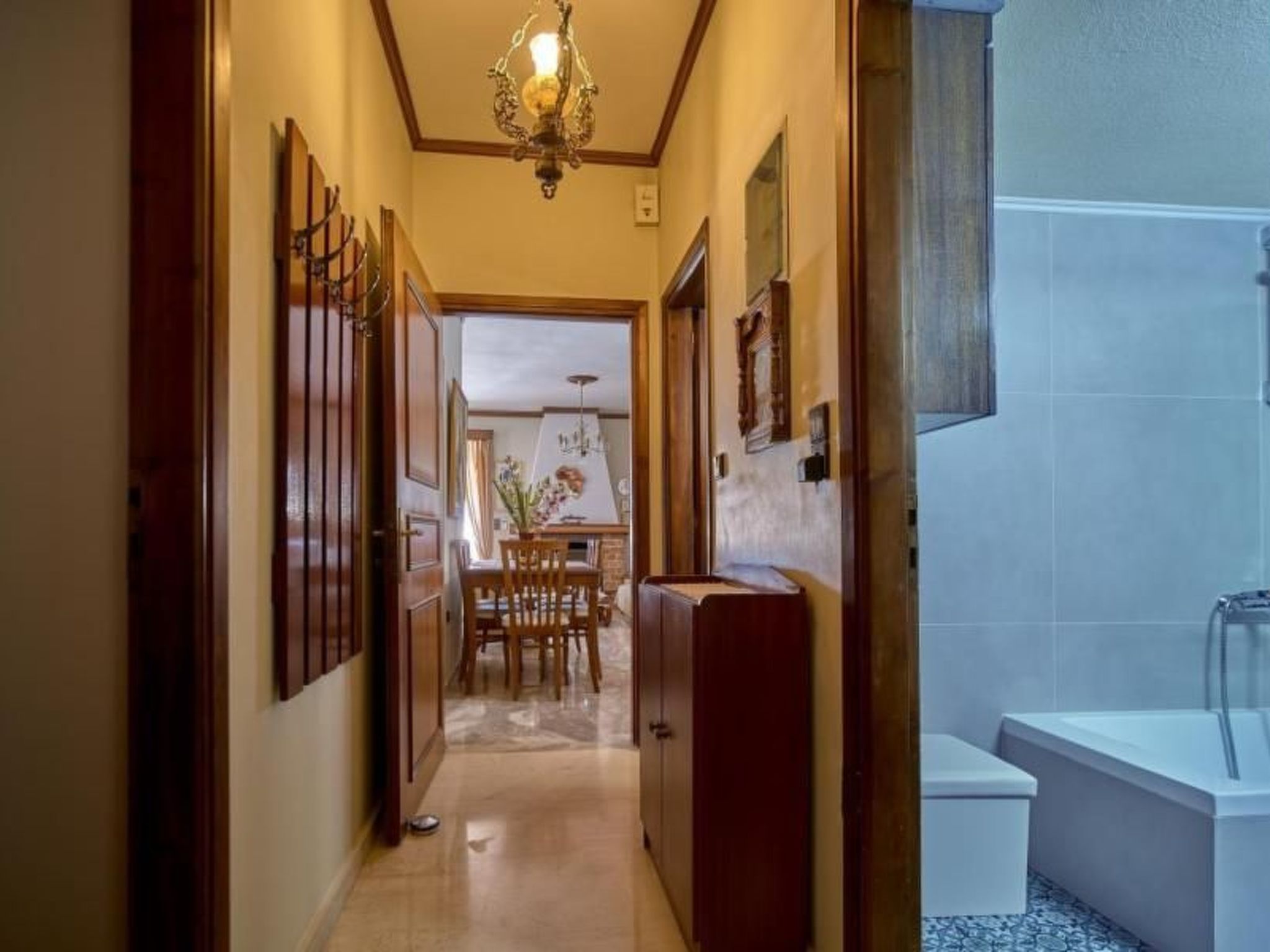 Amalia's Sea View Home-Image-tags.info