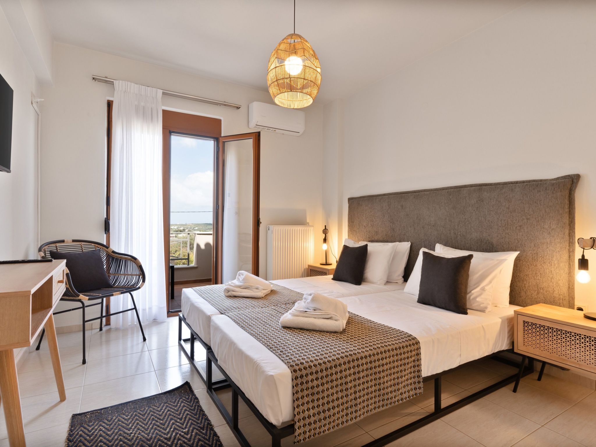 3-Schlafzimmer-Villa mit privatem Pool und Ladegerät für Elektroautos-Inside