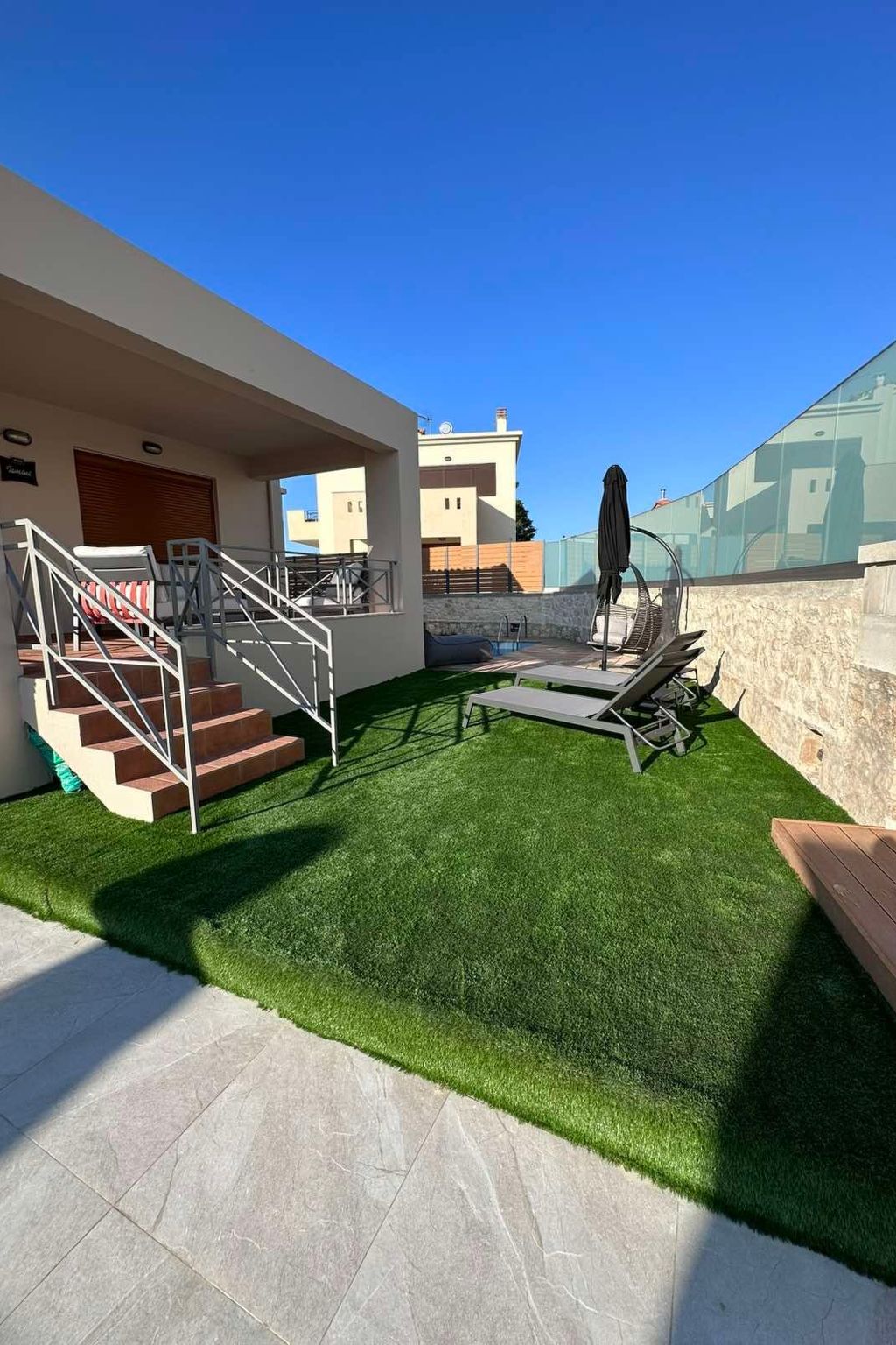 3-Schlafzimmer-Villa mit privatem Pool und Ladegerät für Elektroautos-Image-tags.info